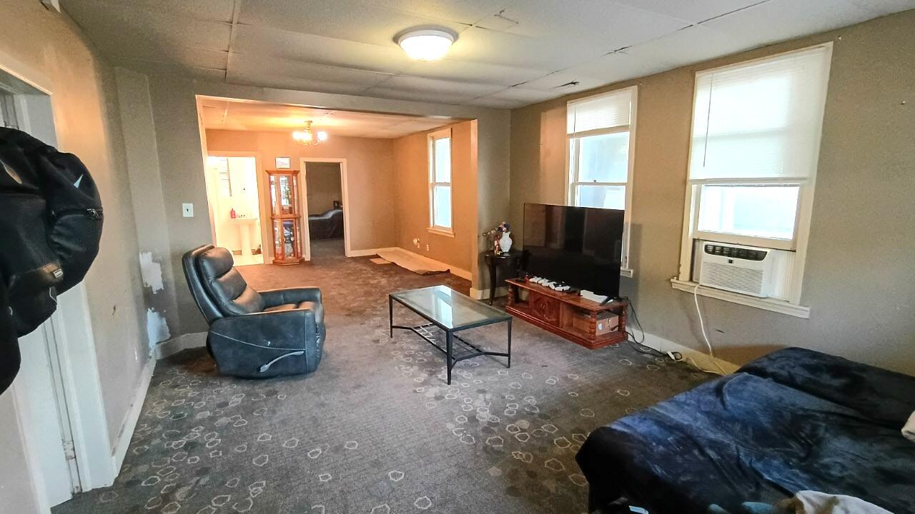 813 South Hickory Street Property Photo 11