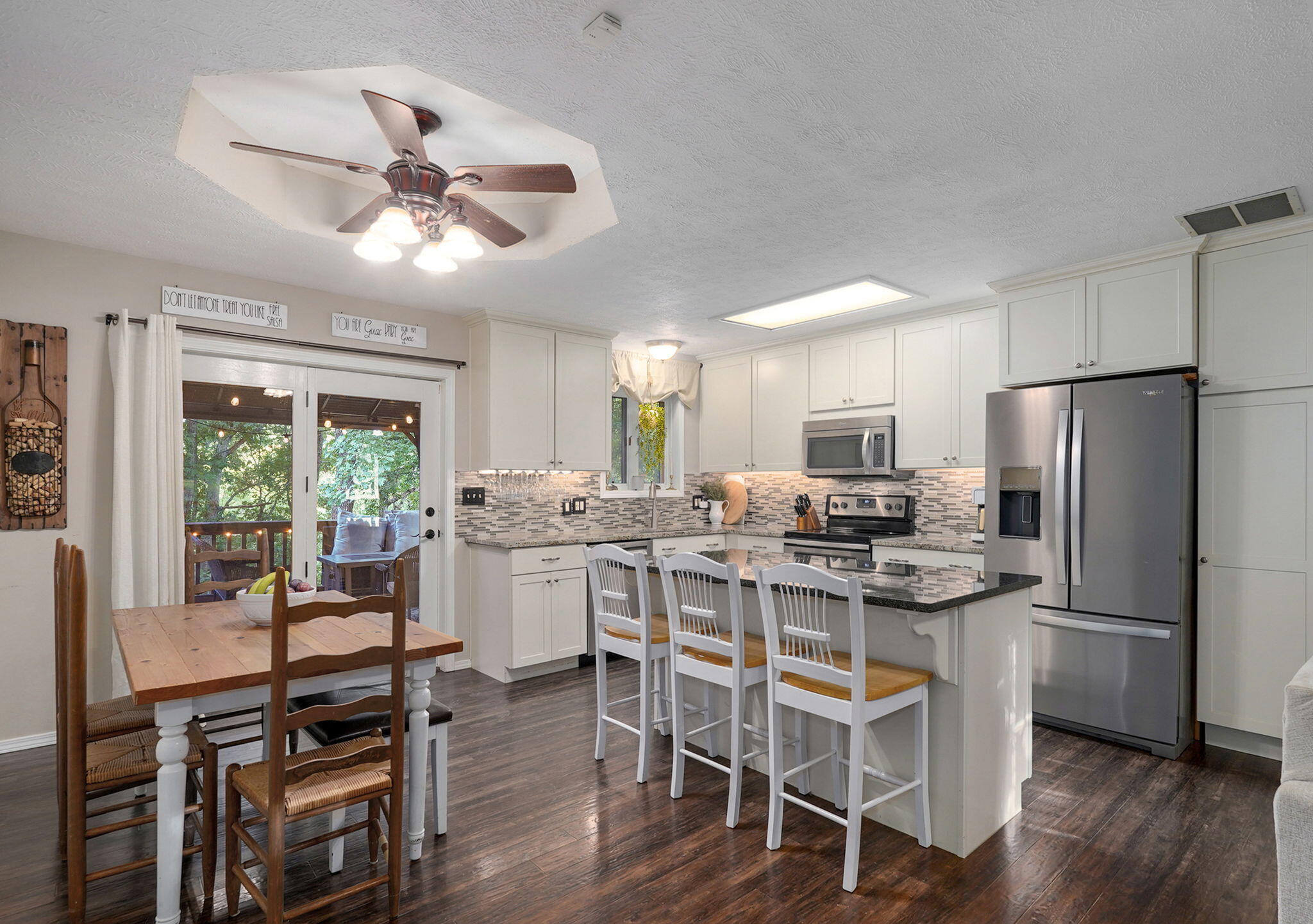 2412 West Azalea Road Property Photo 10