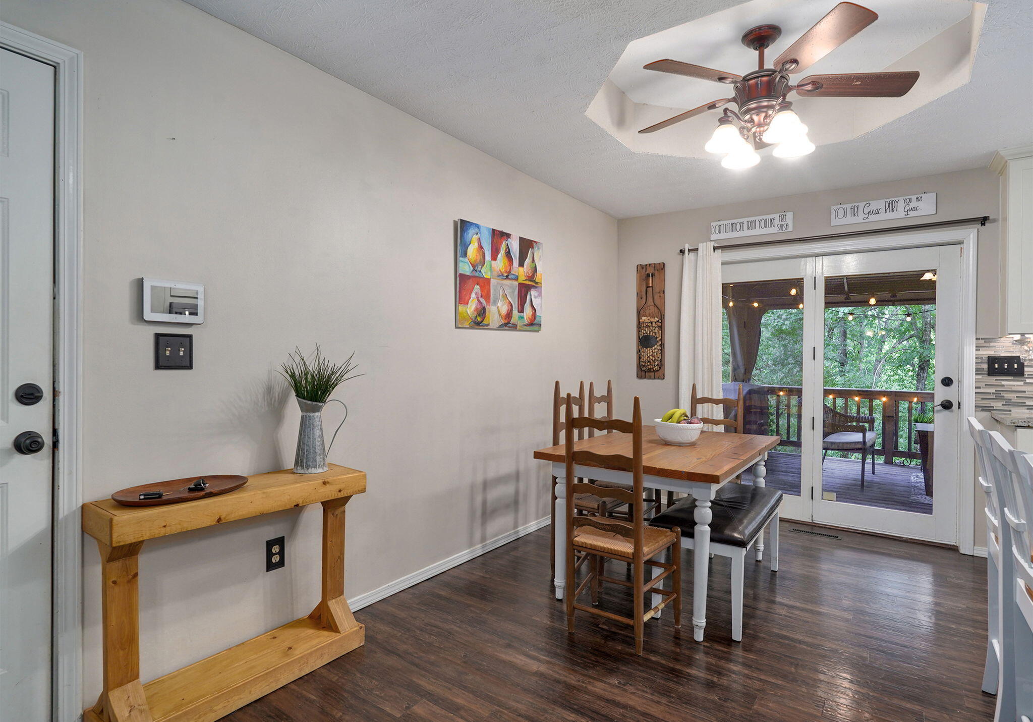 2412 West Azalea Road Property Photo 11