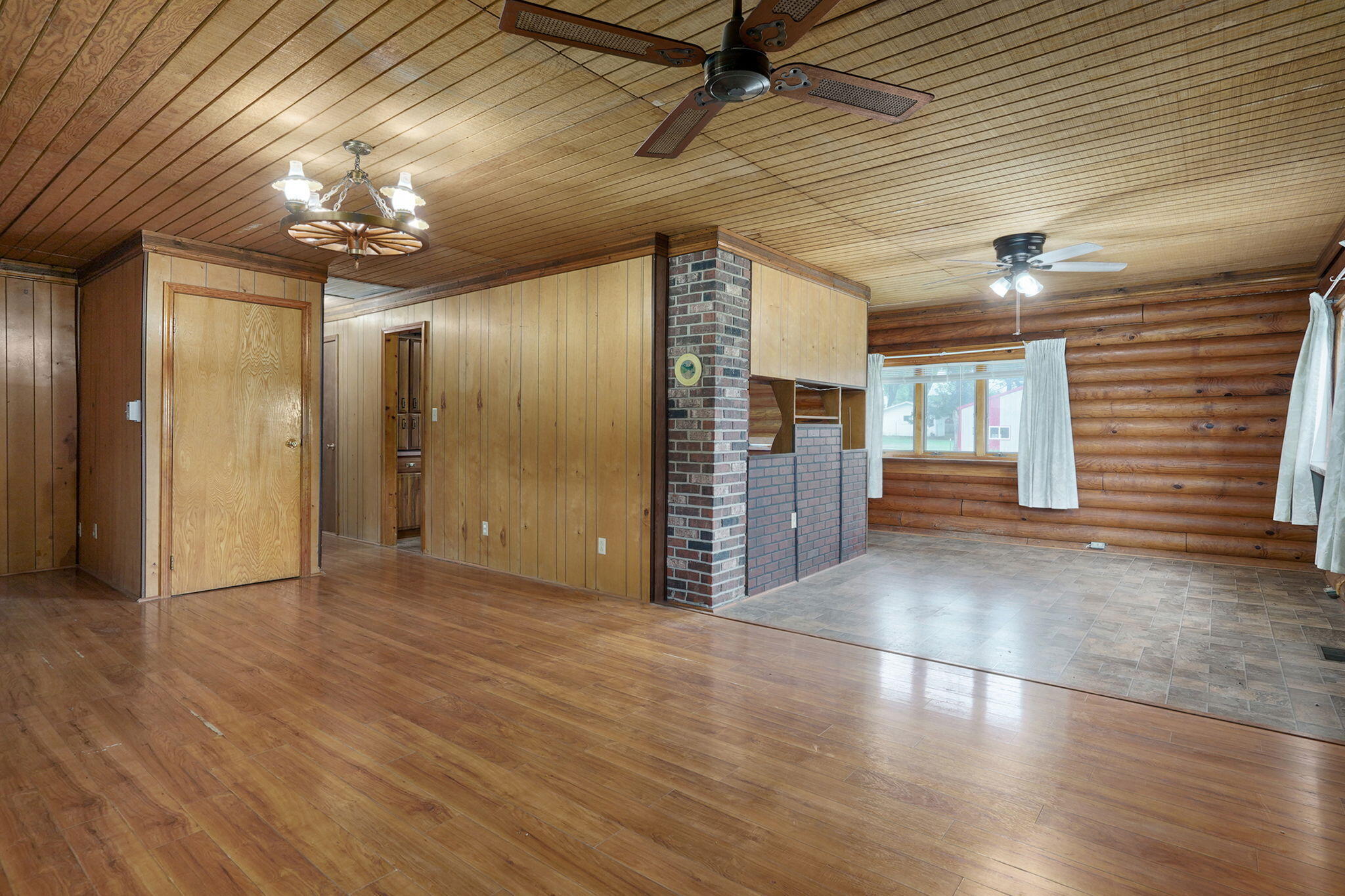 416 West Water Street Property Photo 1