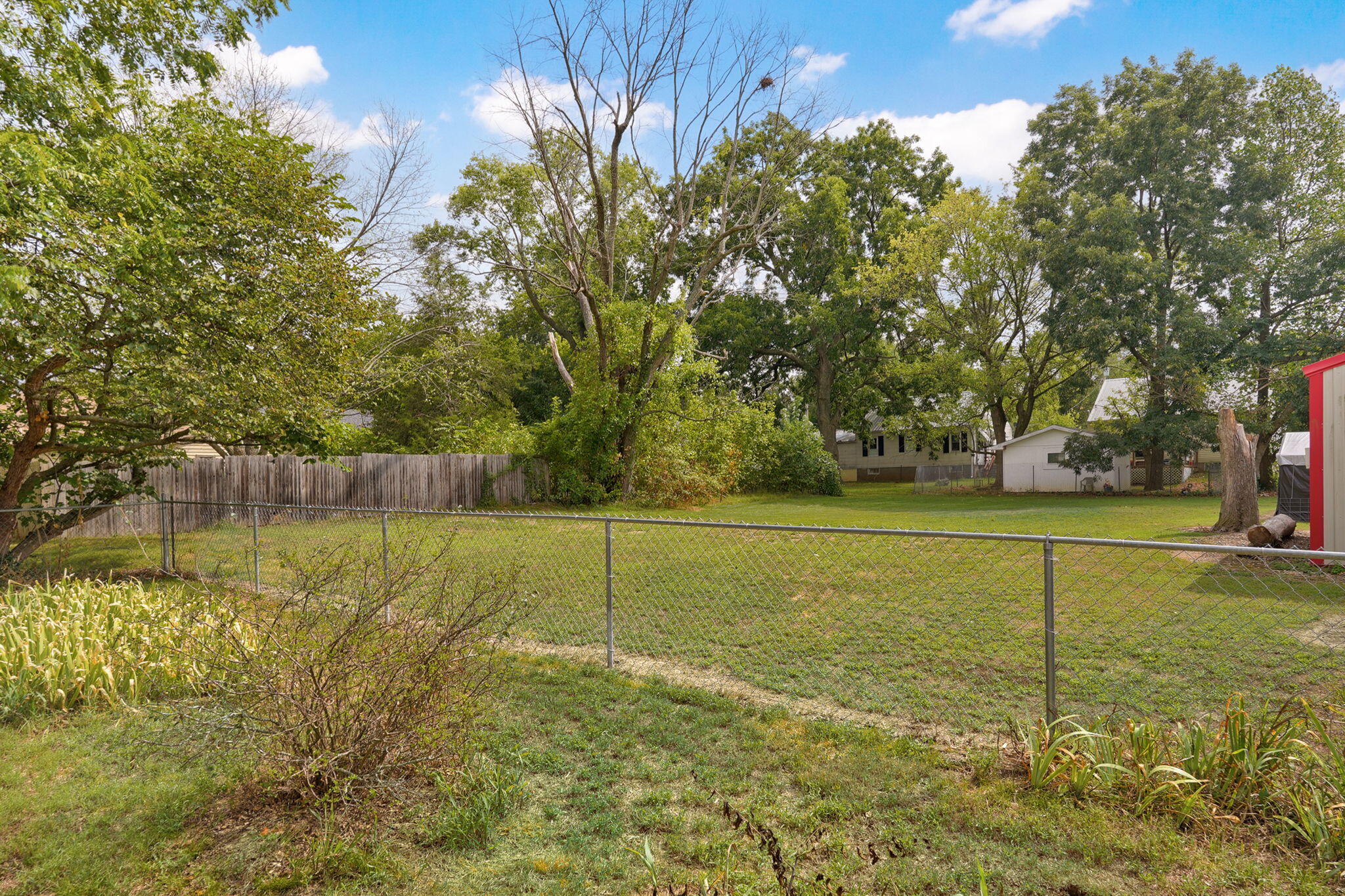 416 West Water Street Property Photo 7