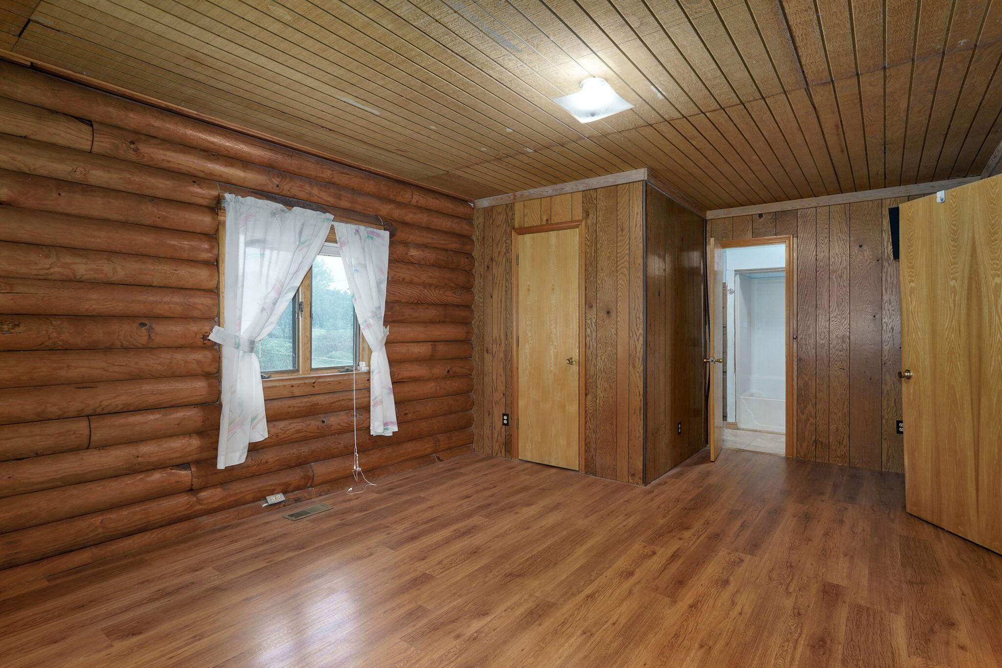 416 West Water Street Property Photo 26