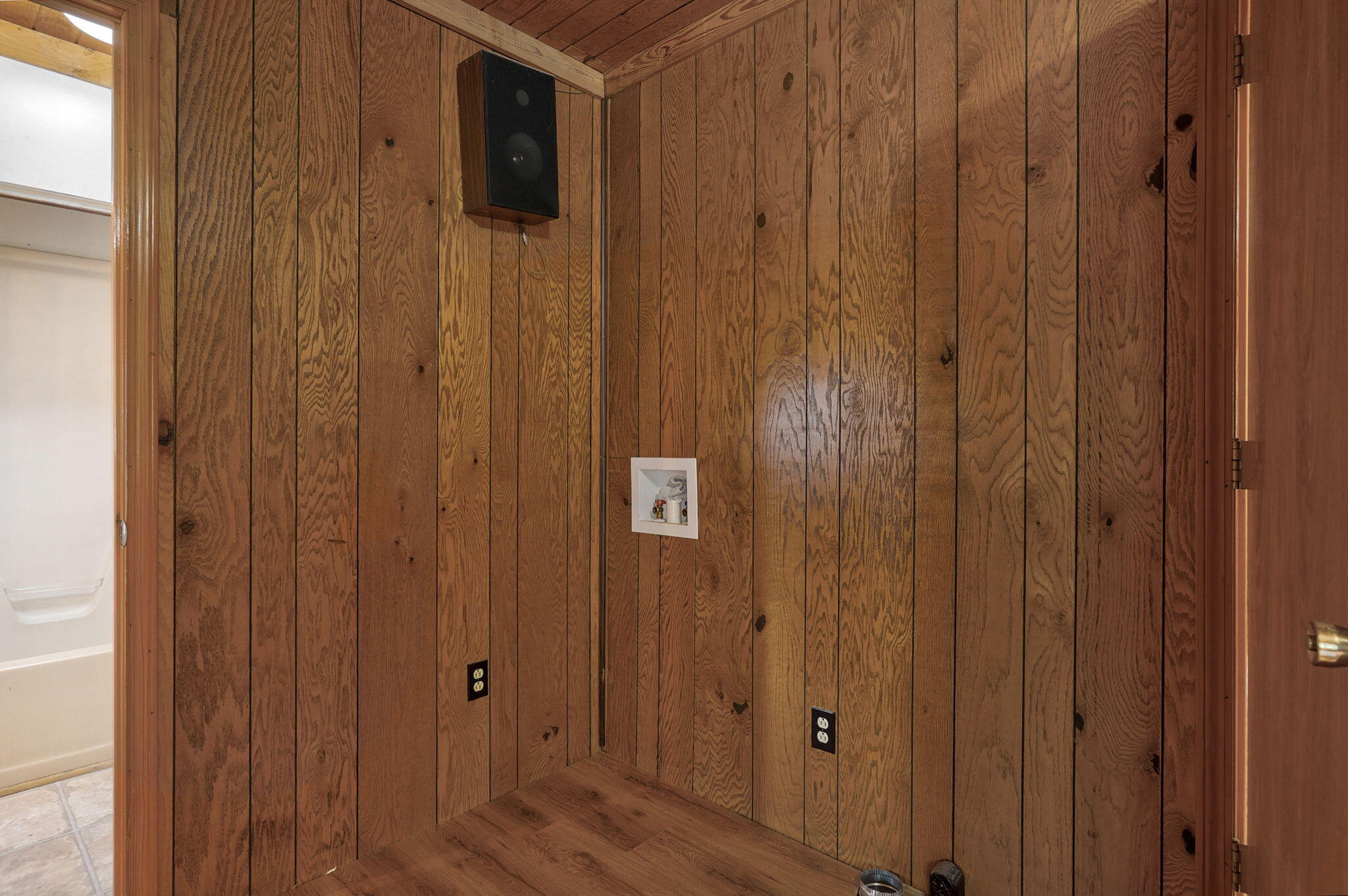 416 West Water Street Property Photo 29