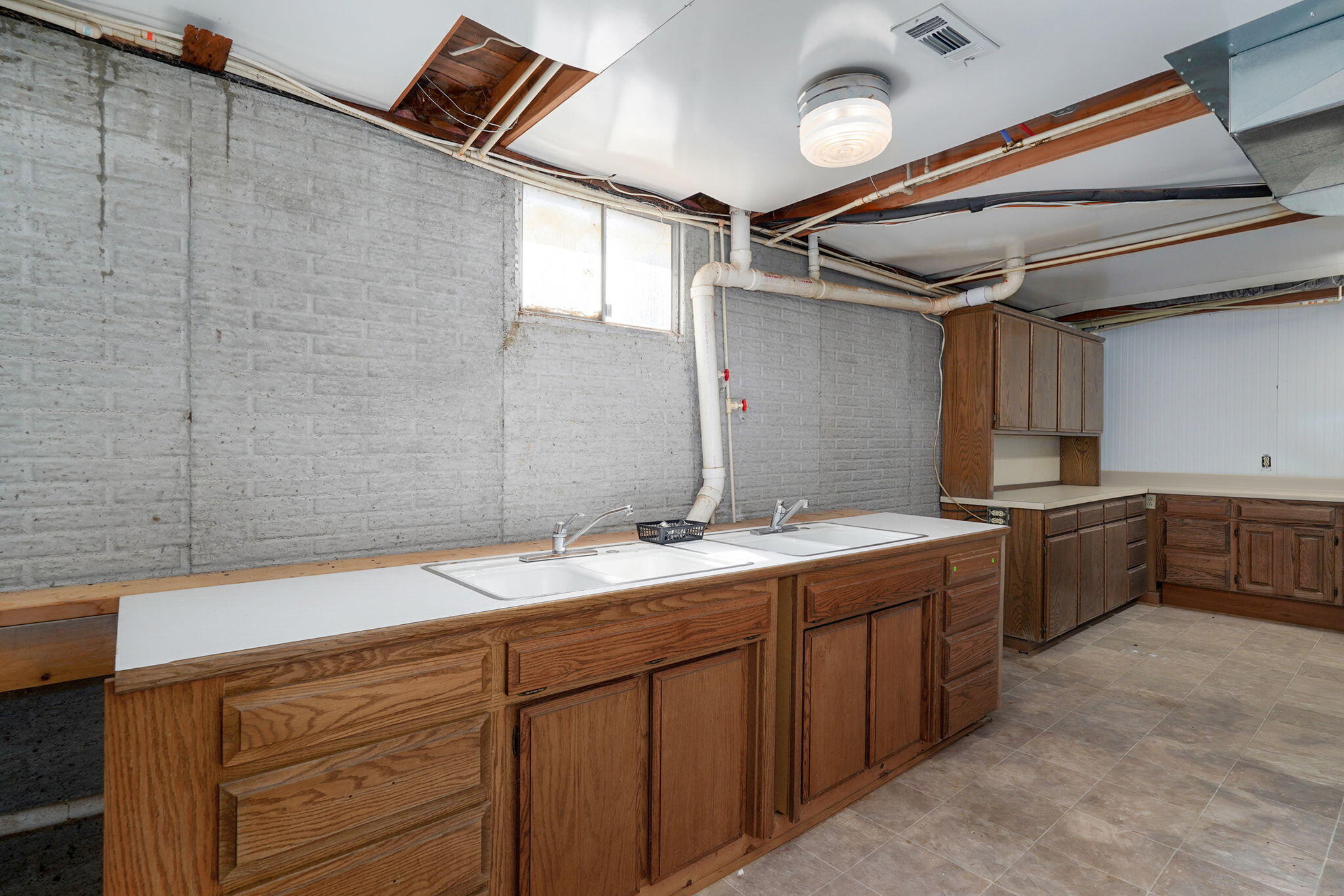 416 West Water Street Property Photo 37