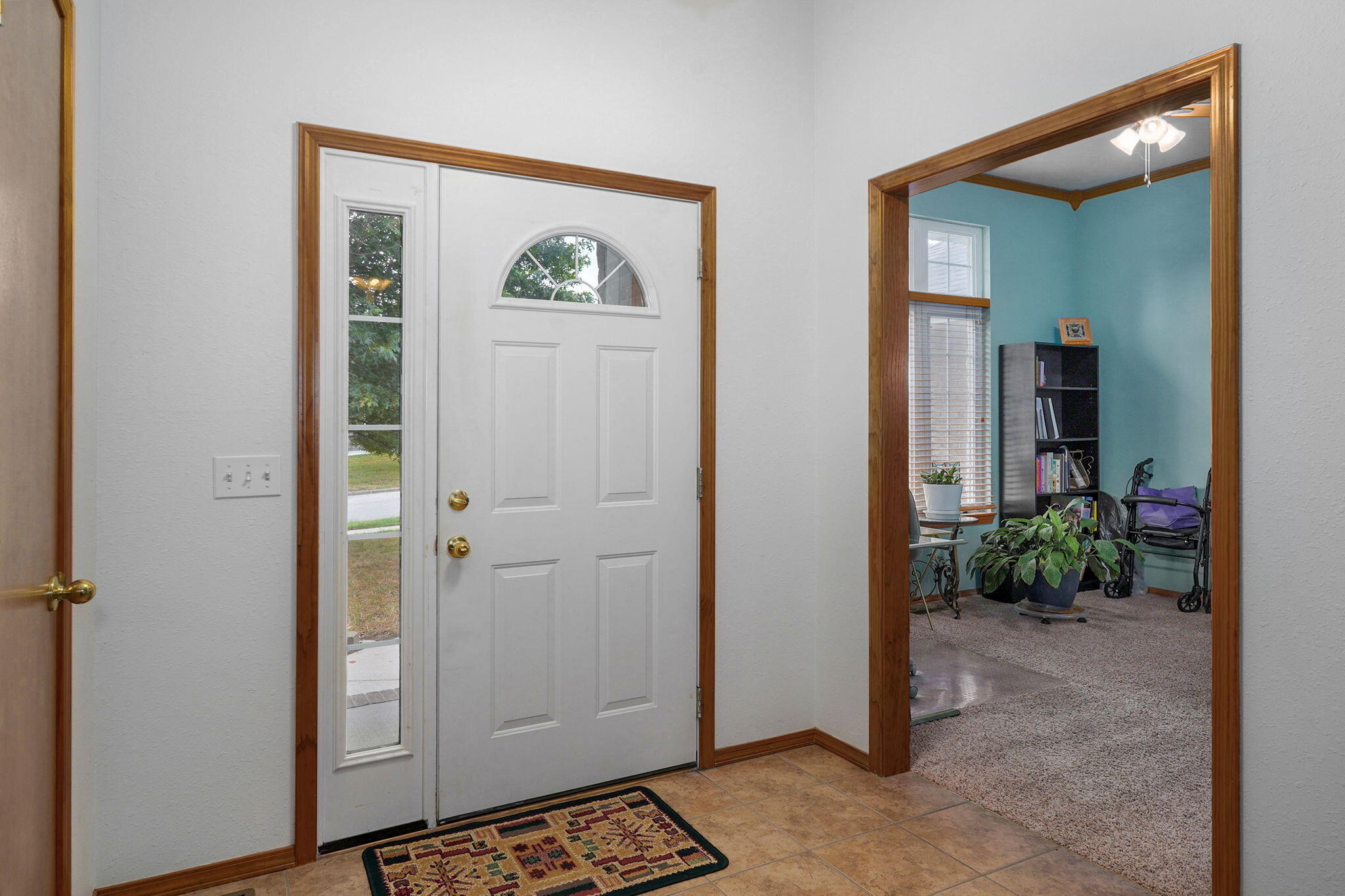 5047 South Greenfield Road Property Photo 5