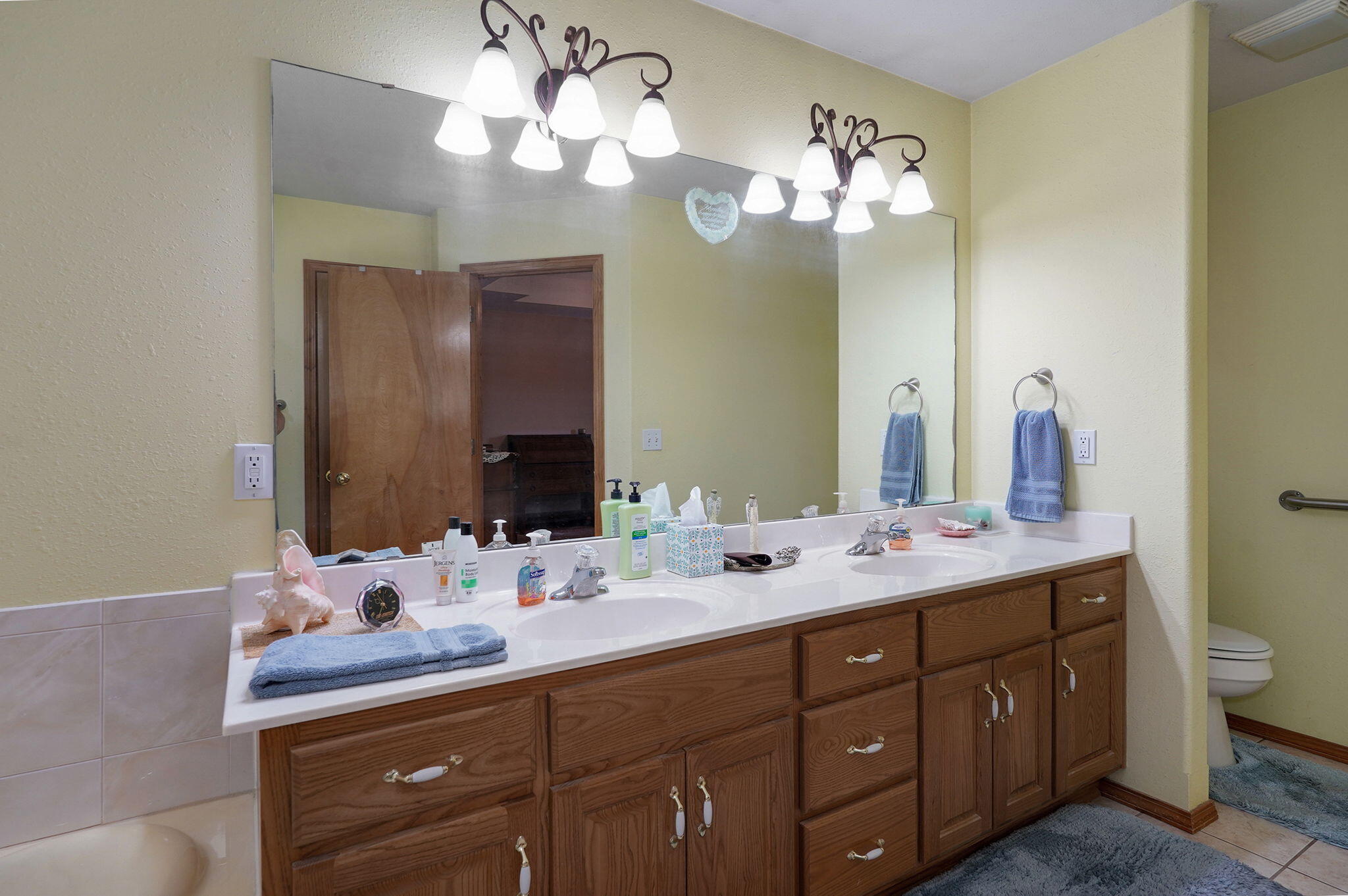 5047 South Greenfield Road Property Photo 20