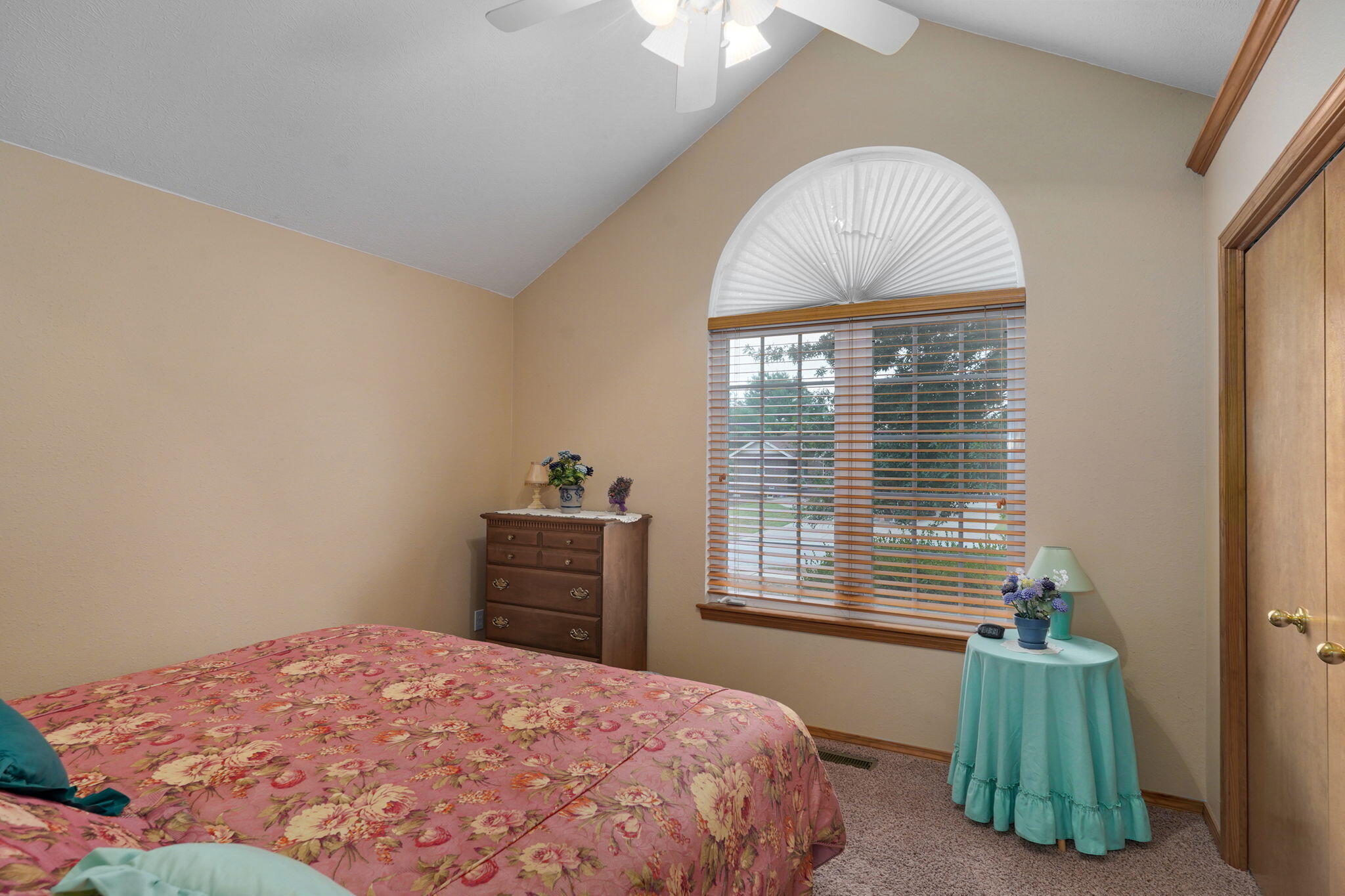 5047 South Greenfield Road Property Photo 21