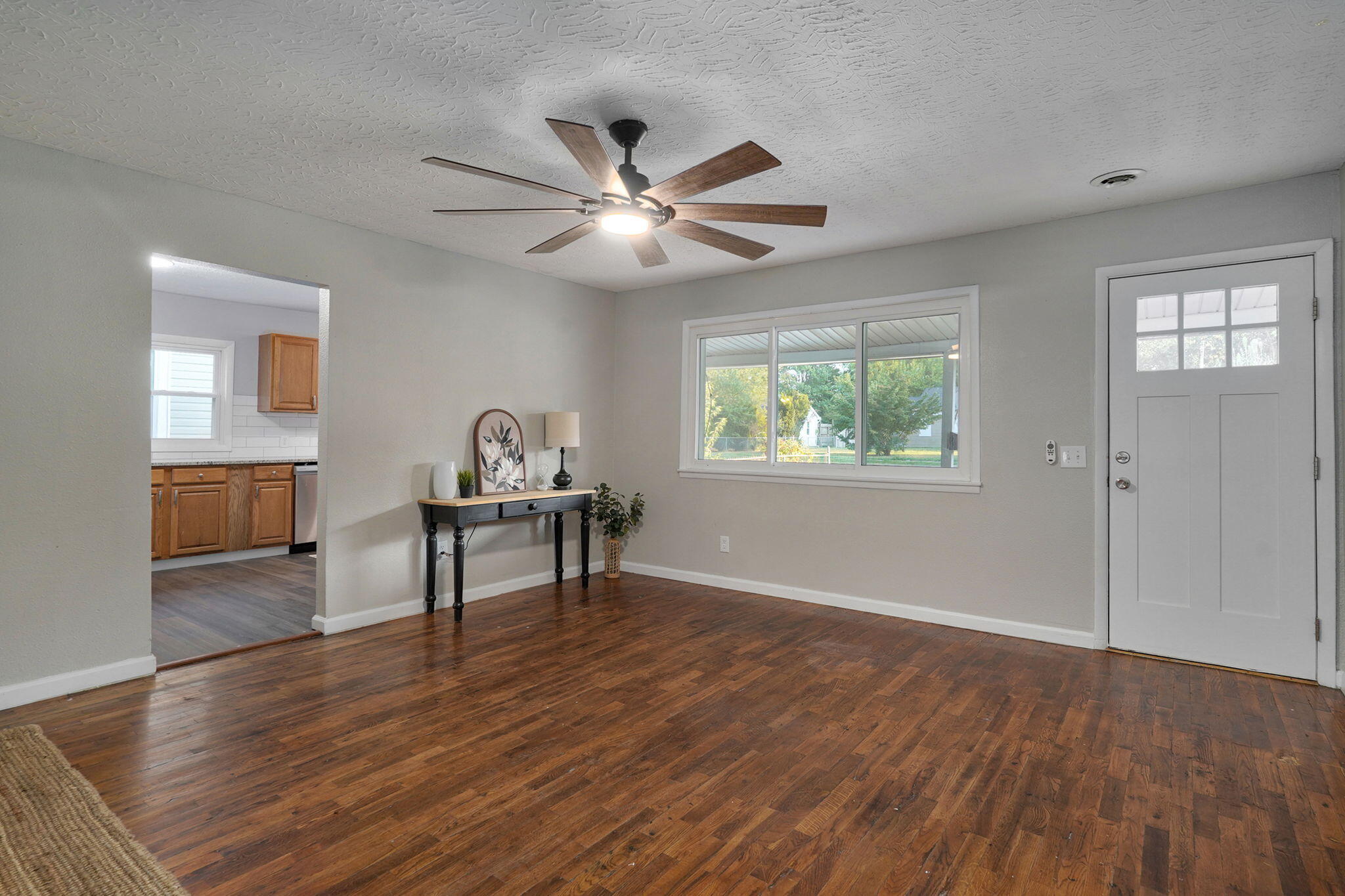 2911 West Latoka Street Property Photo 6