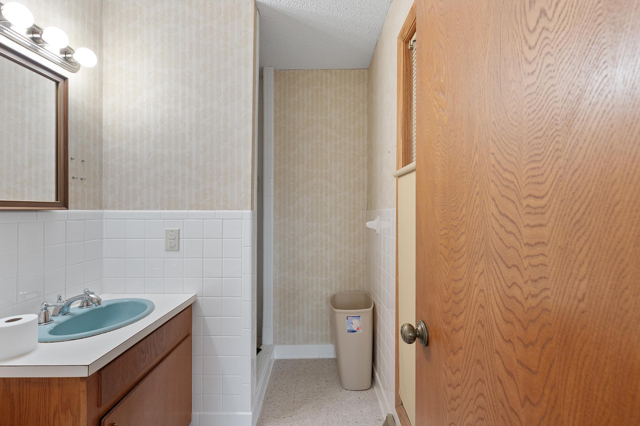 327 East Airport Drive Property Photo 13