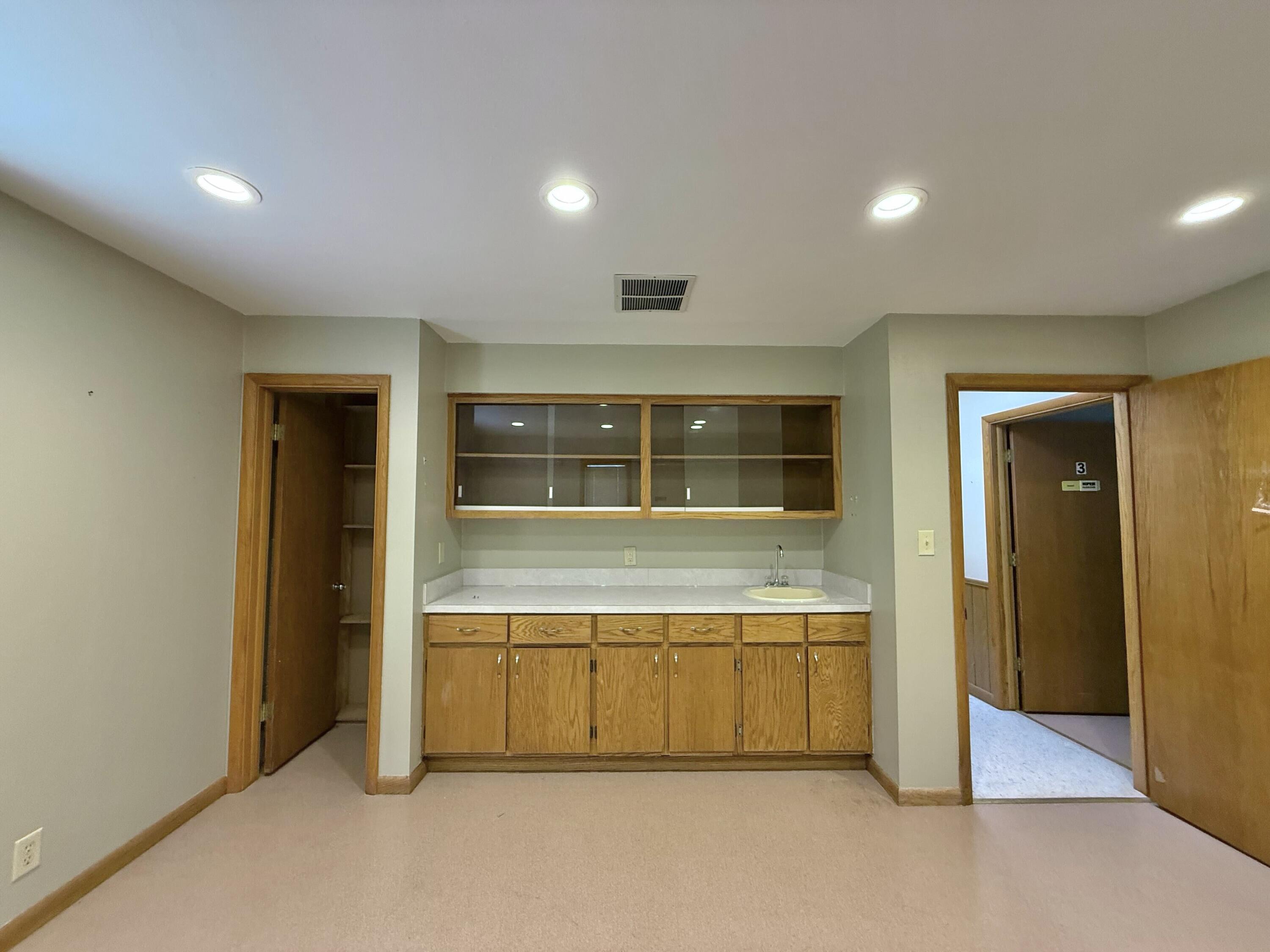 327 East Airport Drive Property Photo 49