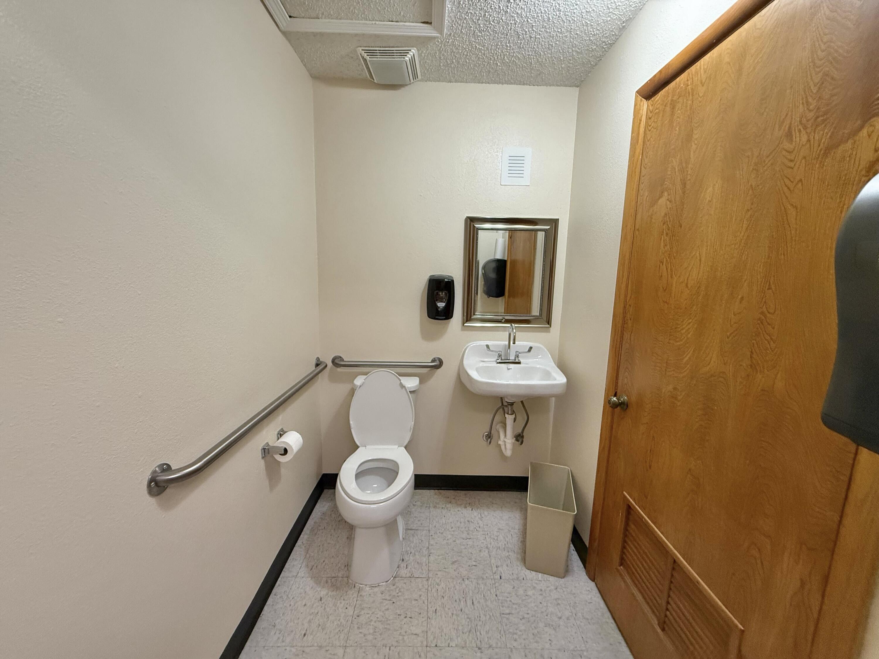 327 East Airport Drive Property Photo 51