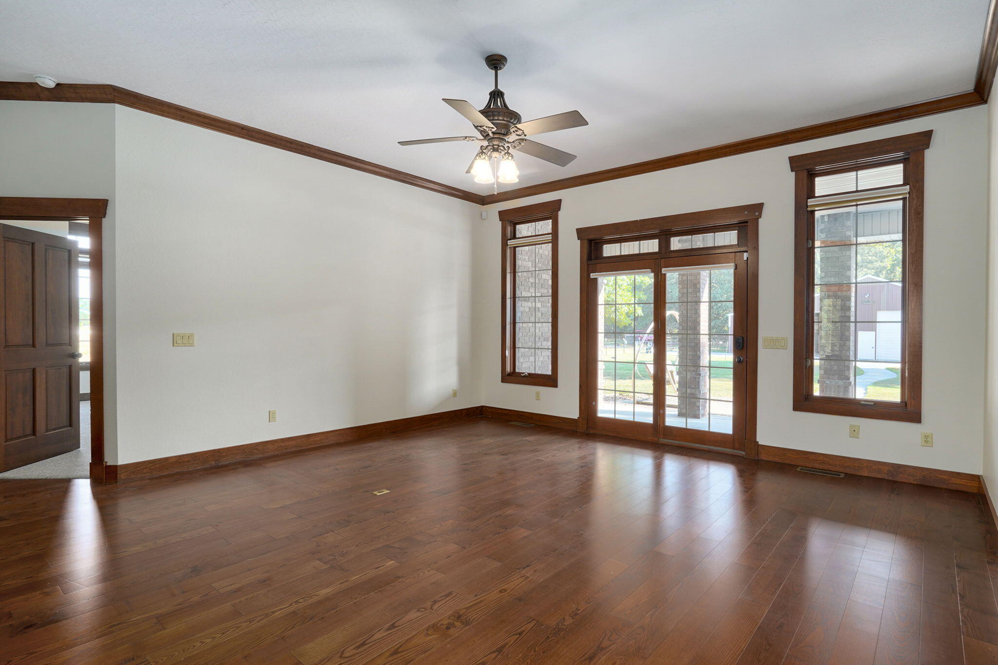 6215 Le Sentier Property Photo 34