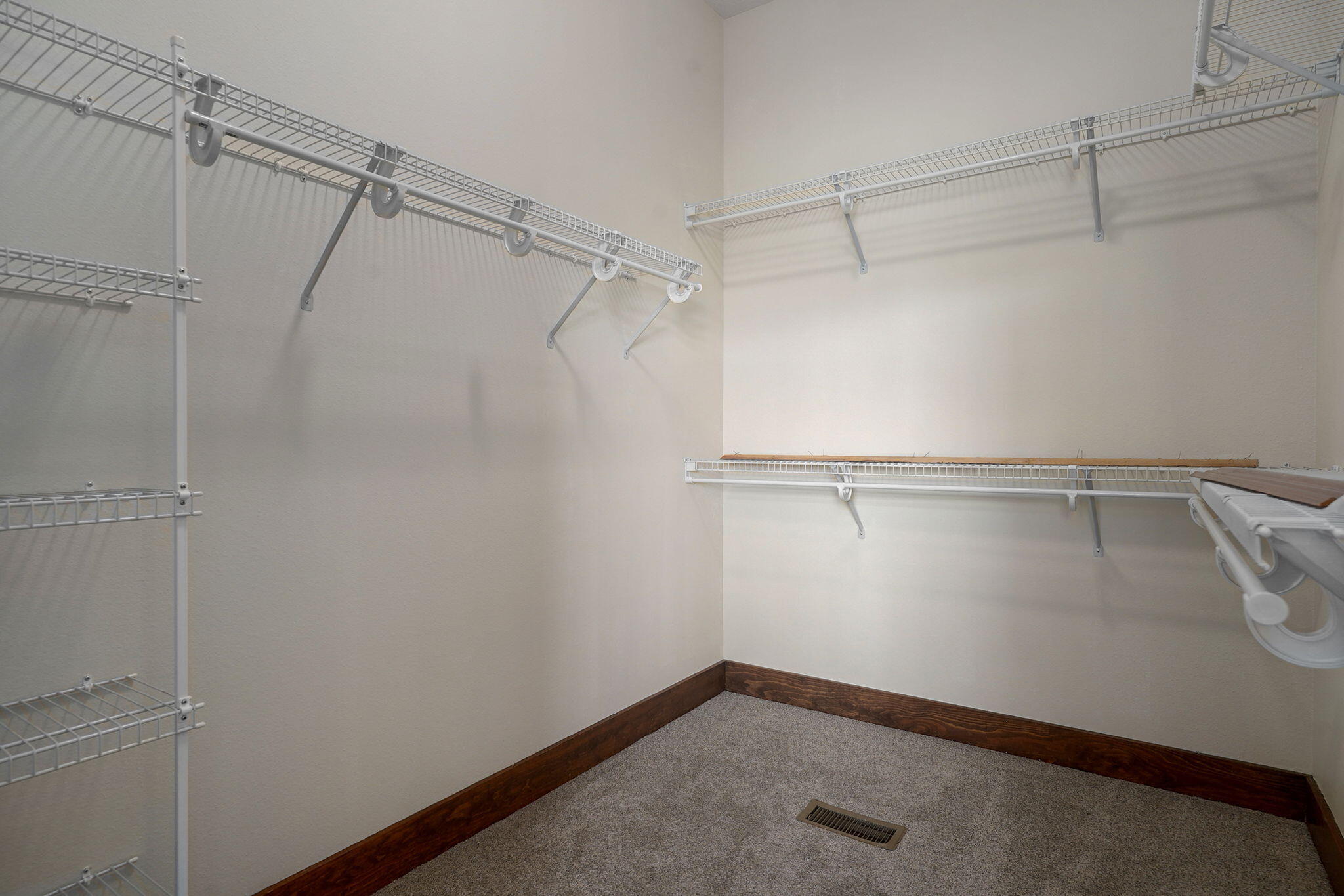 6215 Le Sentier Property Photo 44