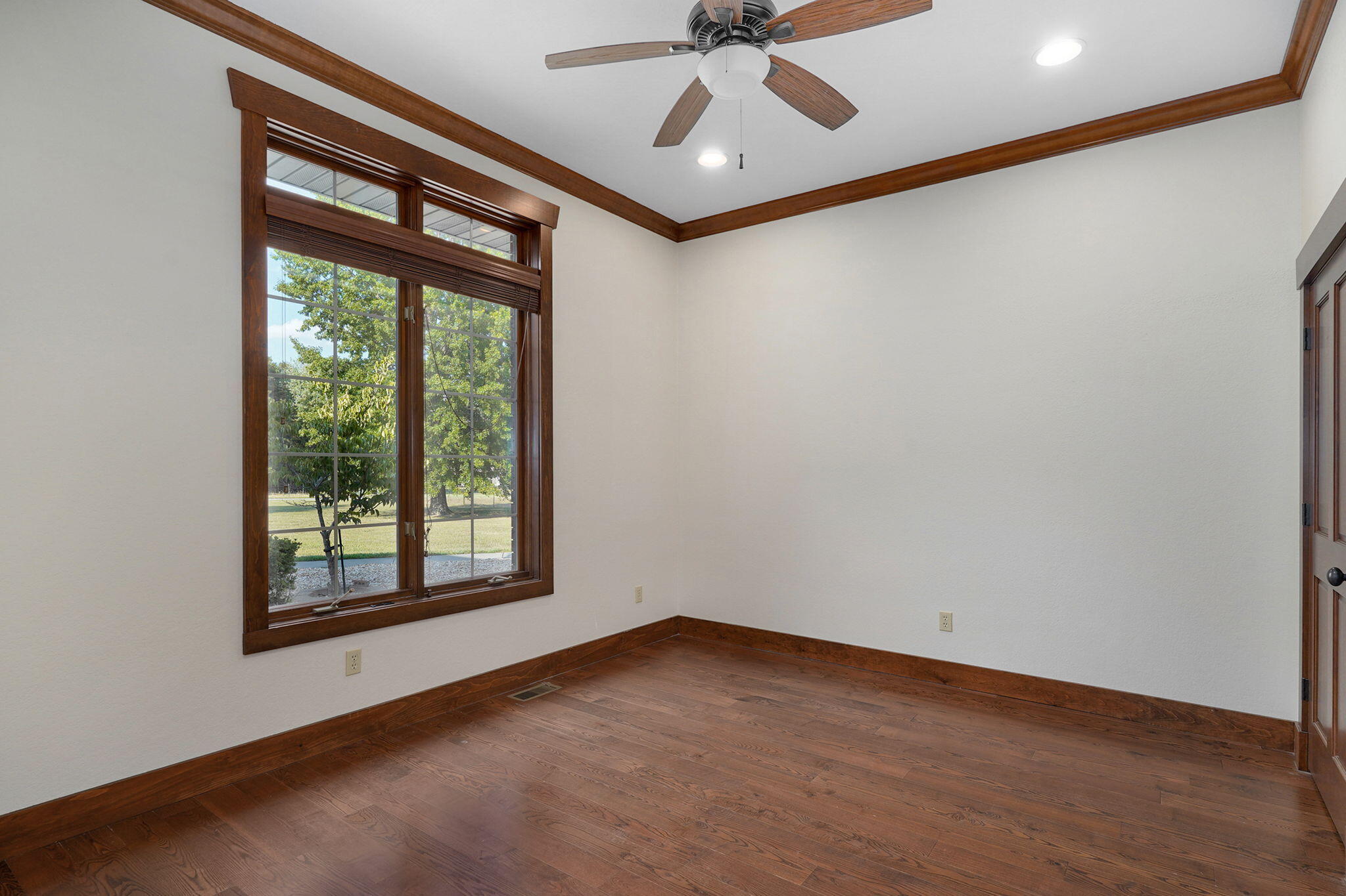 6215 Le Sentier Property Photo 45