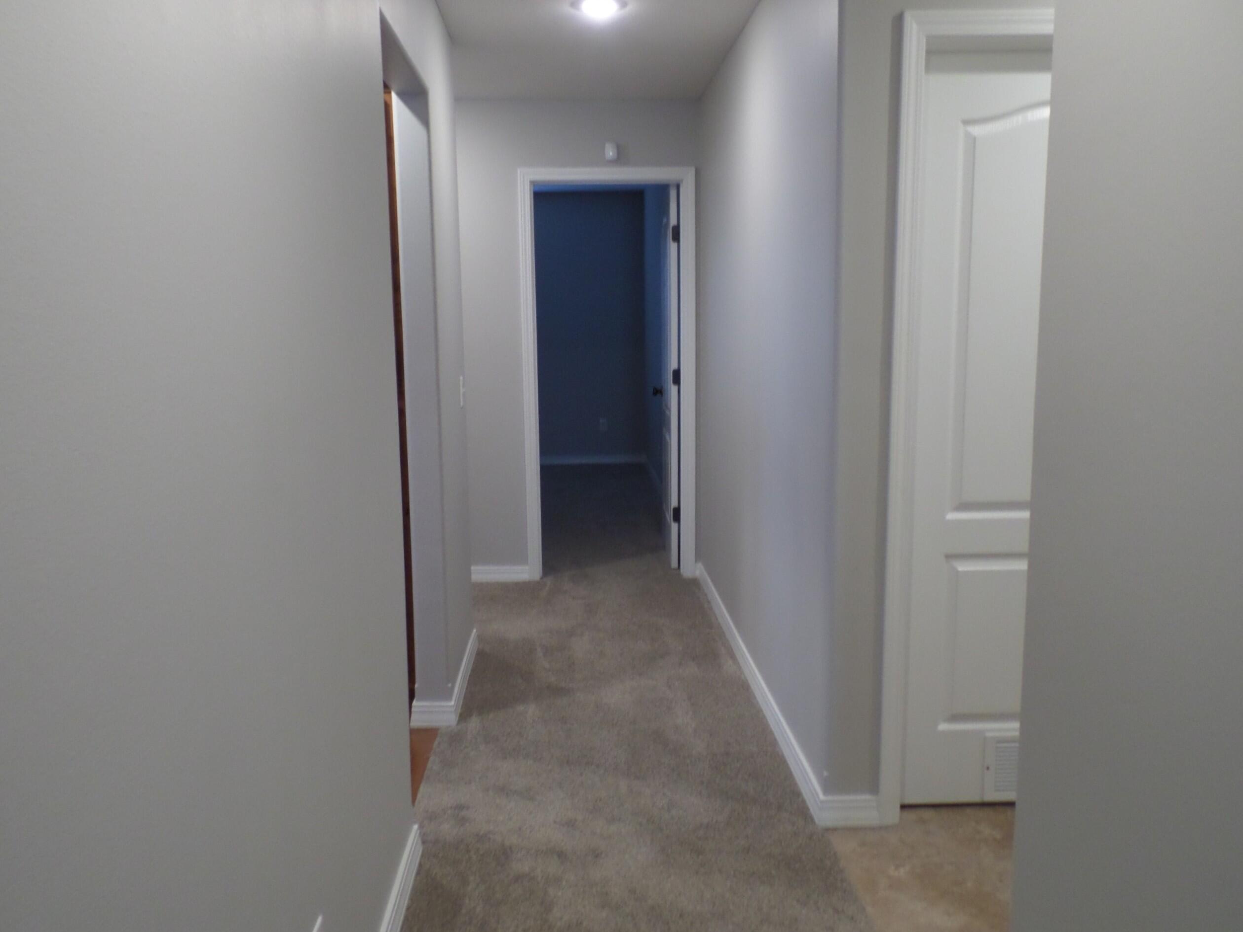 639 North Rockingham Avenue Property Photo 28