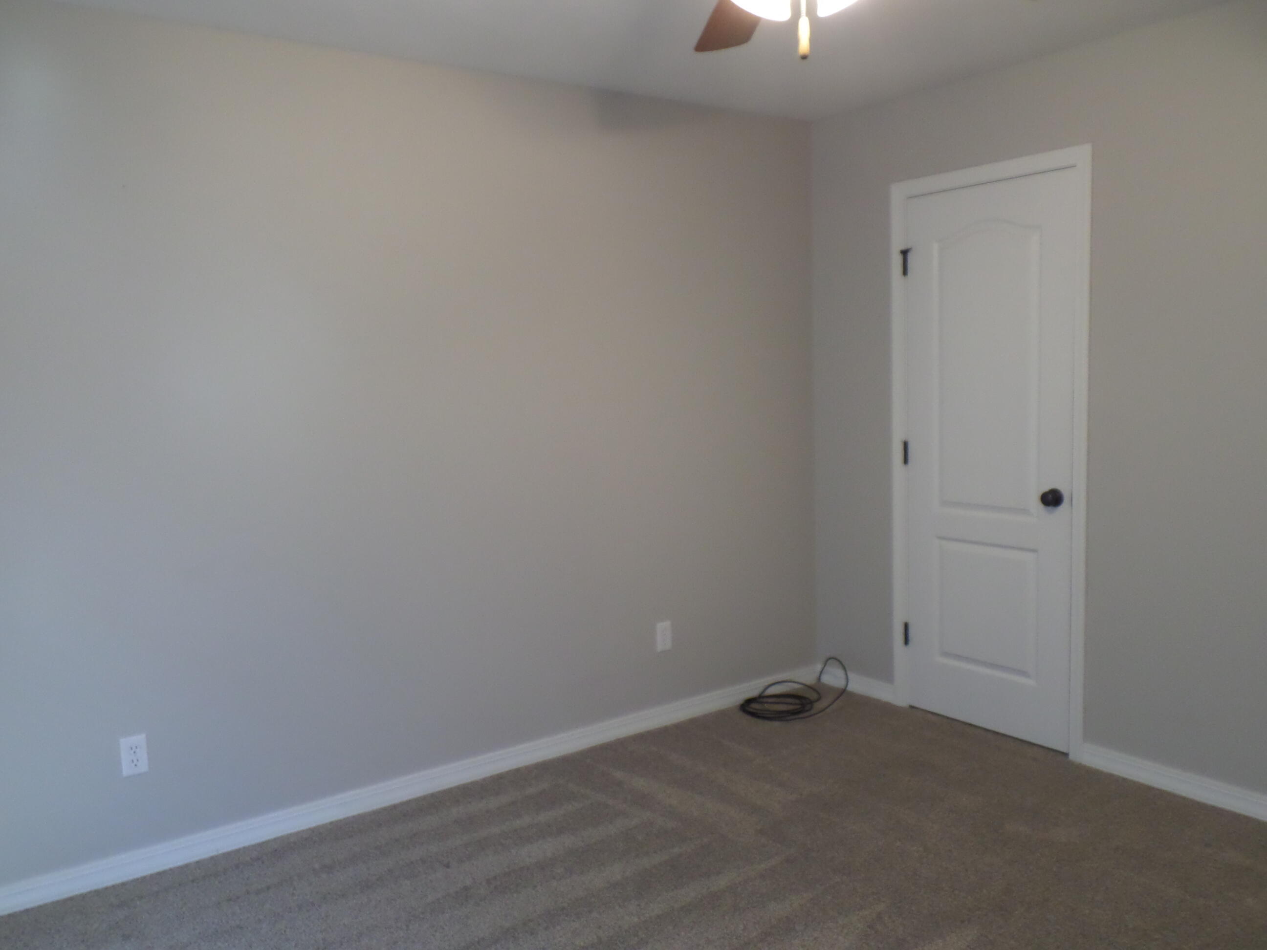 639 North Rockingham Avenue Property Photo 31