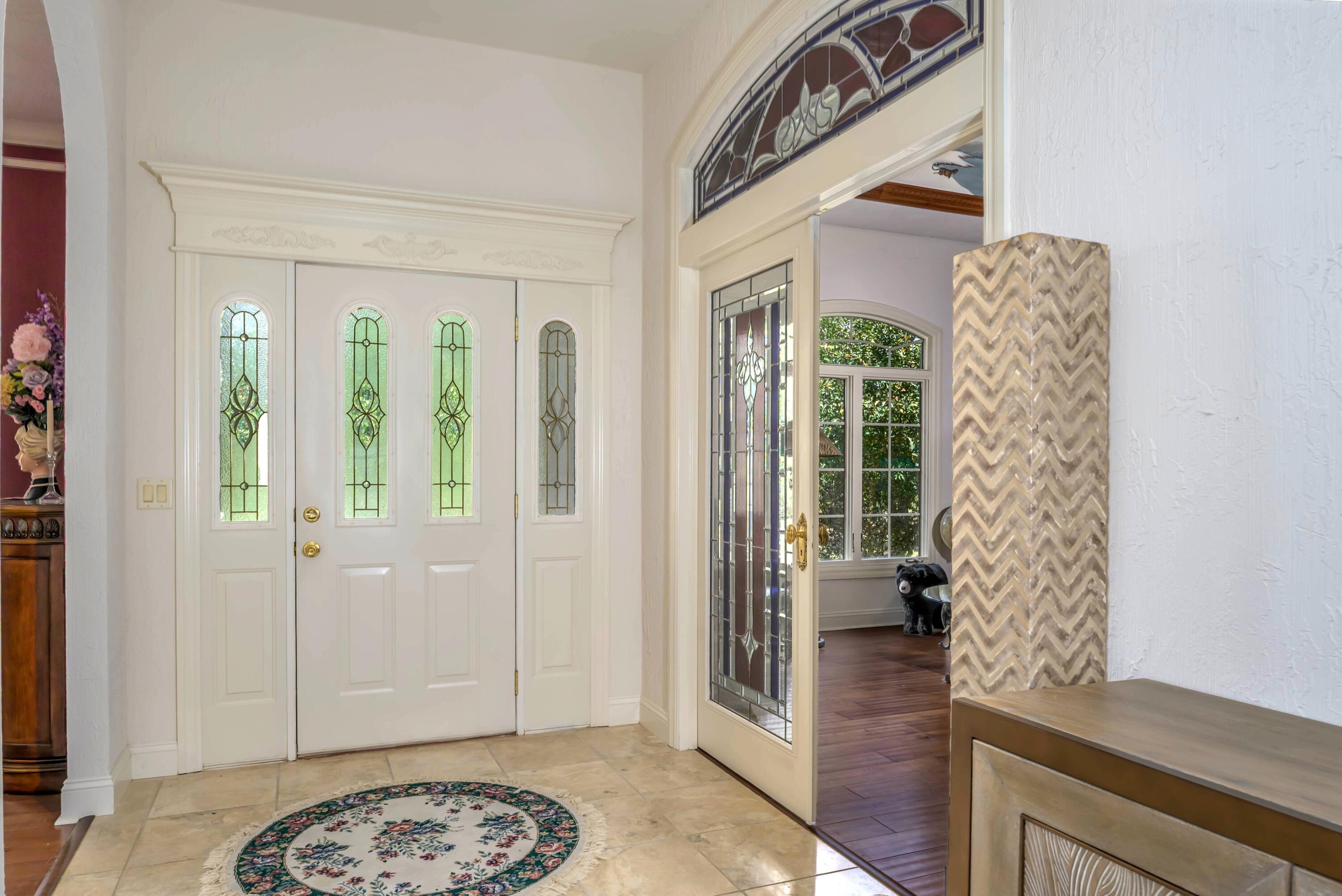 2282 North Farm Road 227 Property Photo 6
