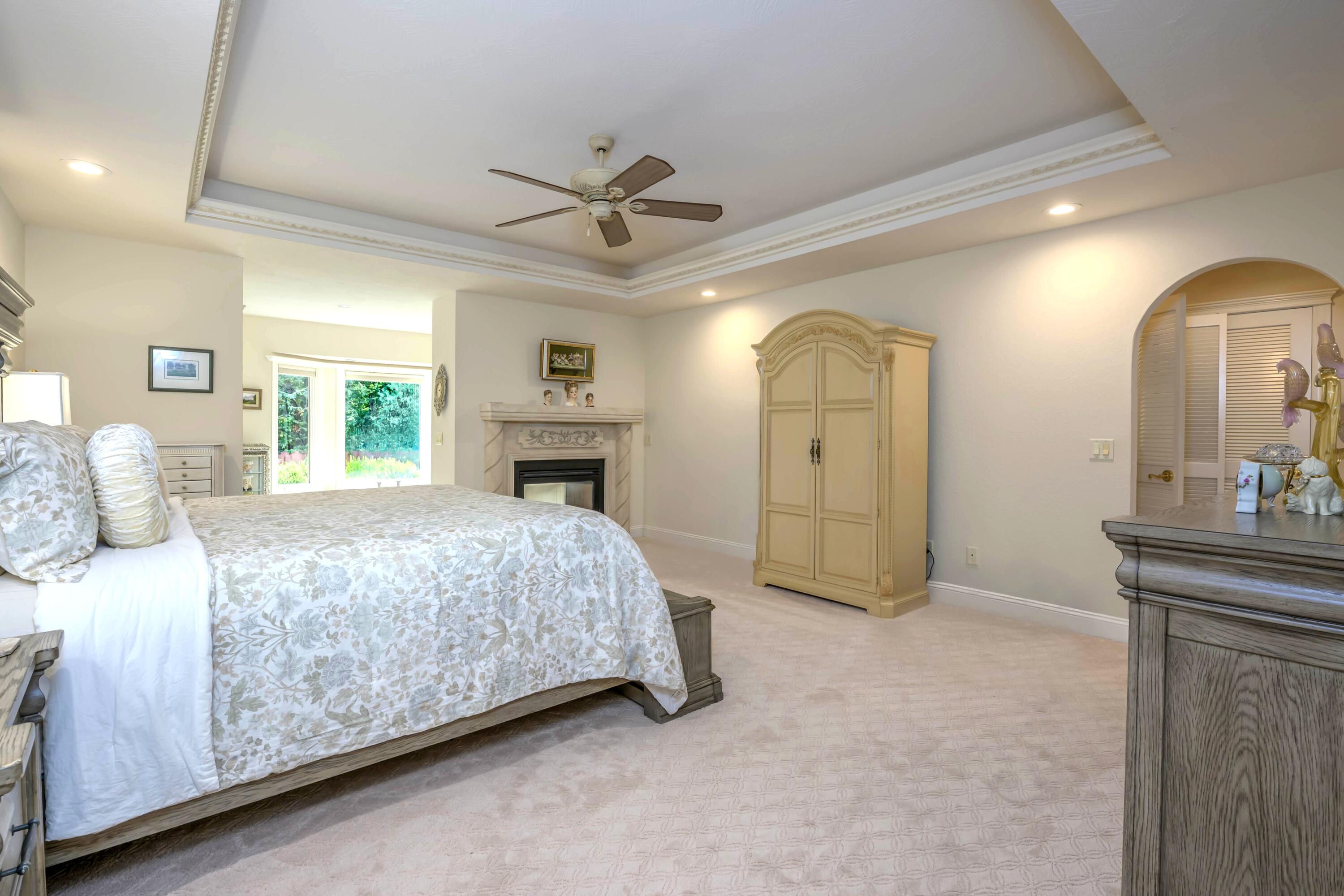 2282 North Farm Road 227 Property Photo 24
