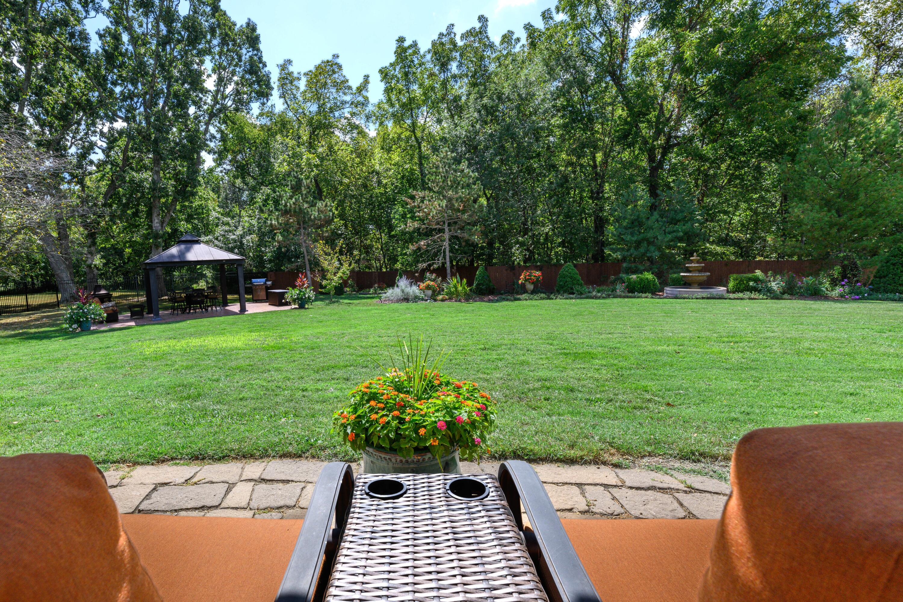 2282 North Farm Road 227 Property Photo 42
