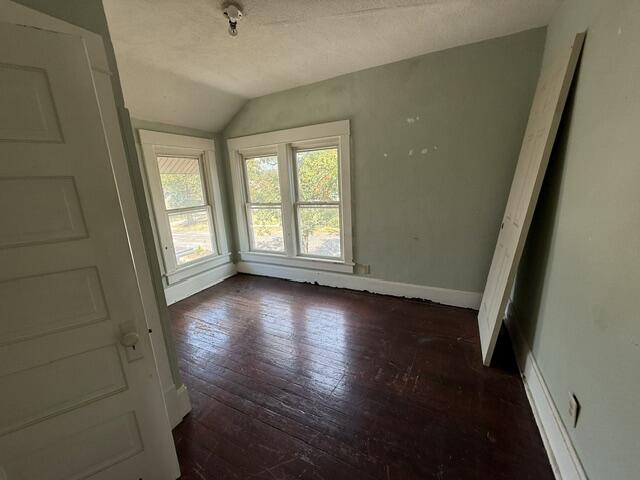 628 South Porter Avenue Property Photo 8