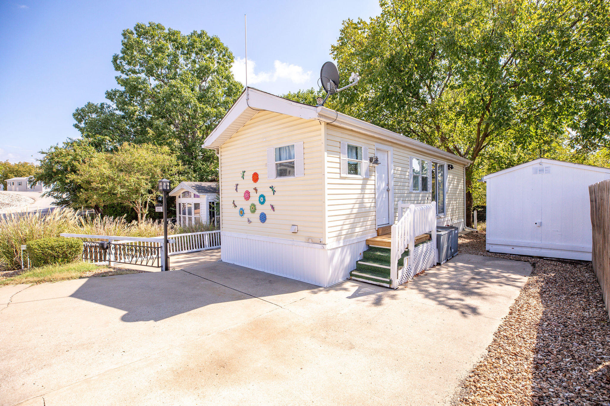 444 Monarch Drive Property Photo 1