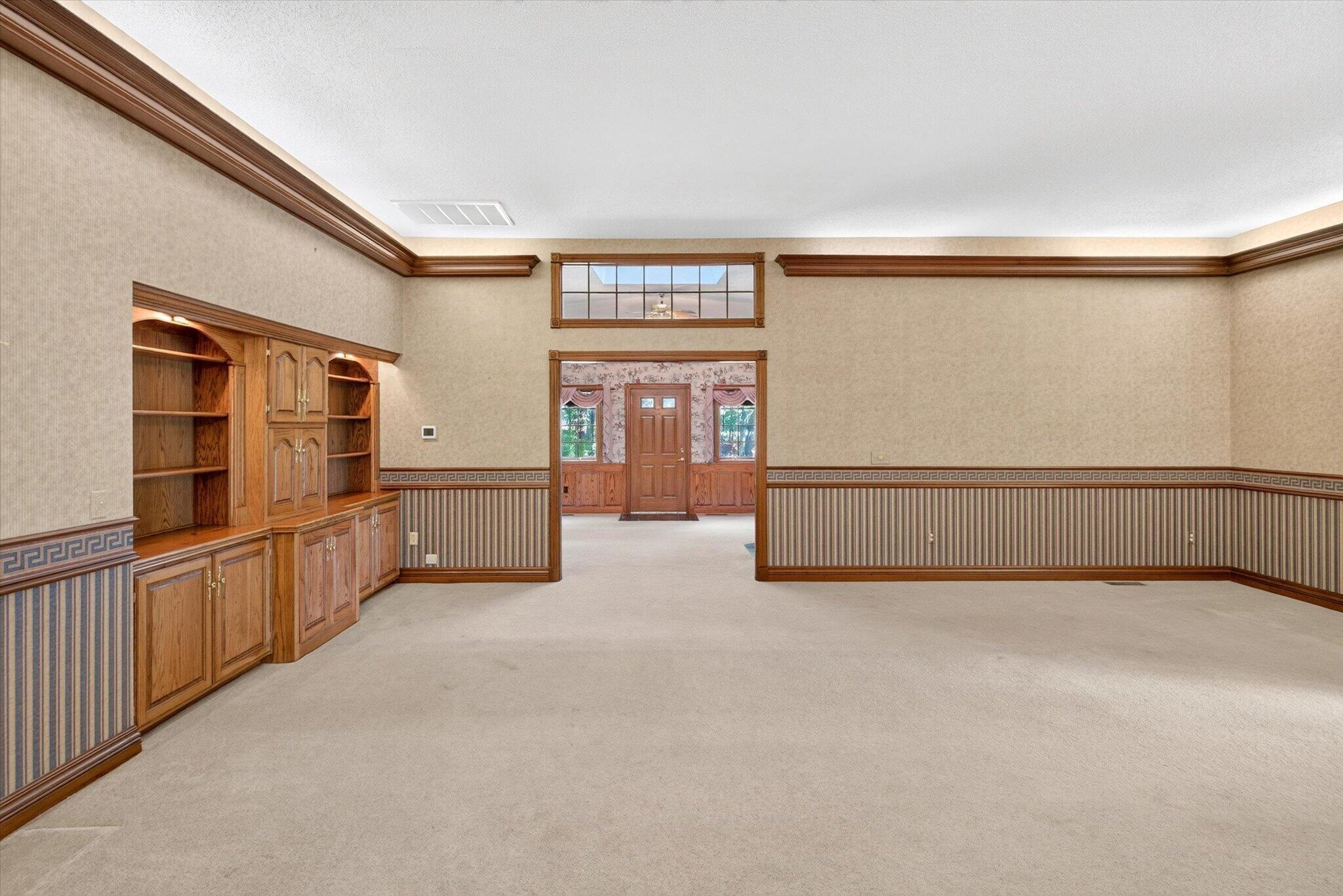 2065 East Thornridge Circle Property Photo 17