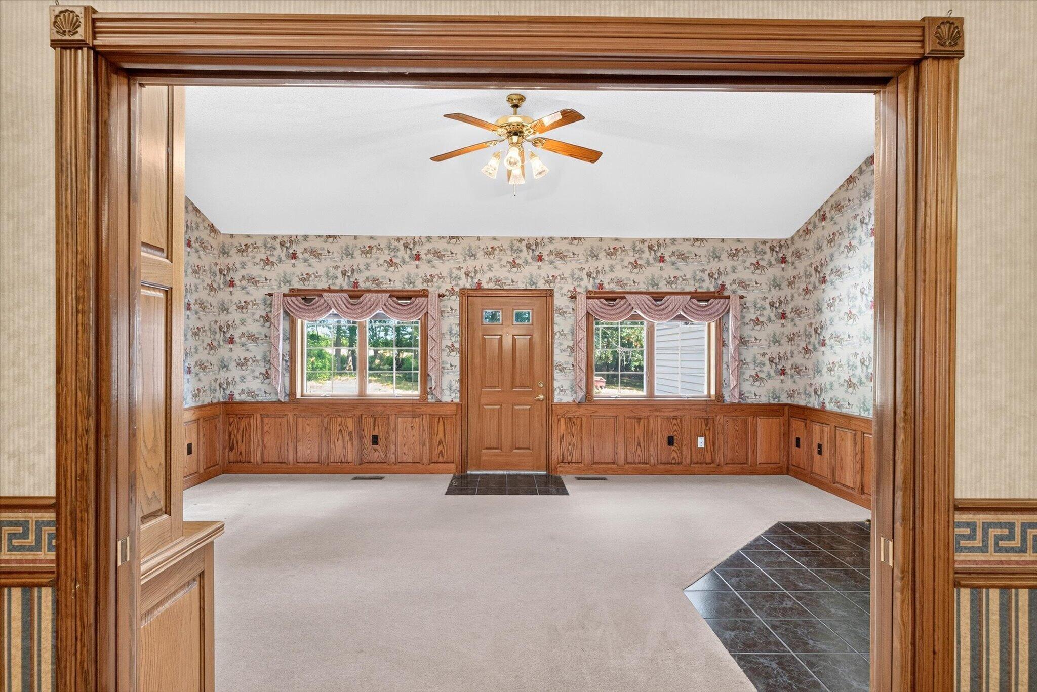 2065 East Thornridge Circle Property Photo 20