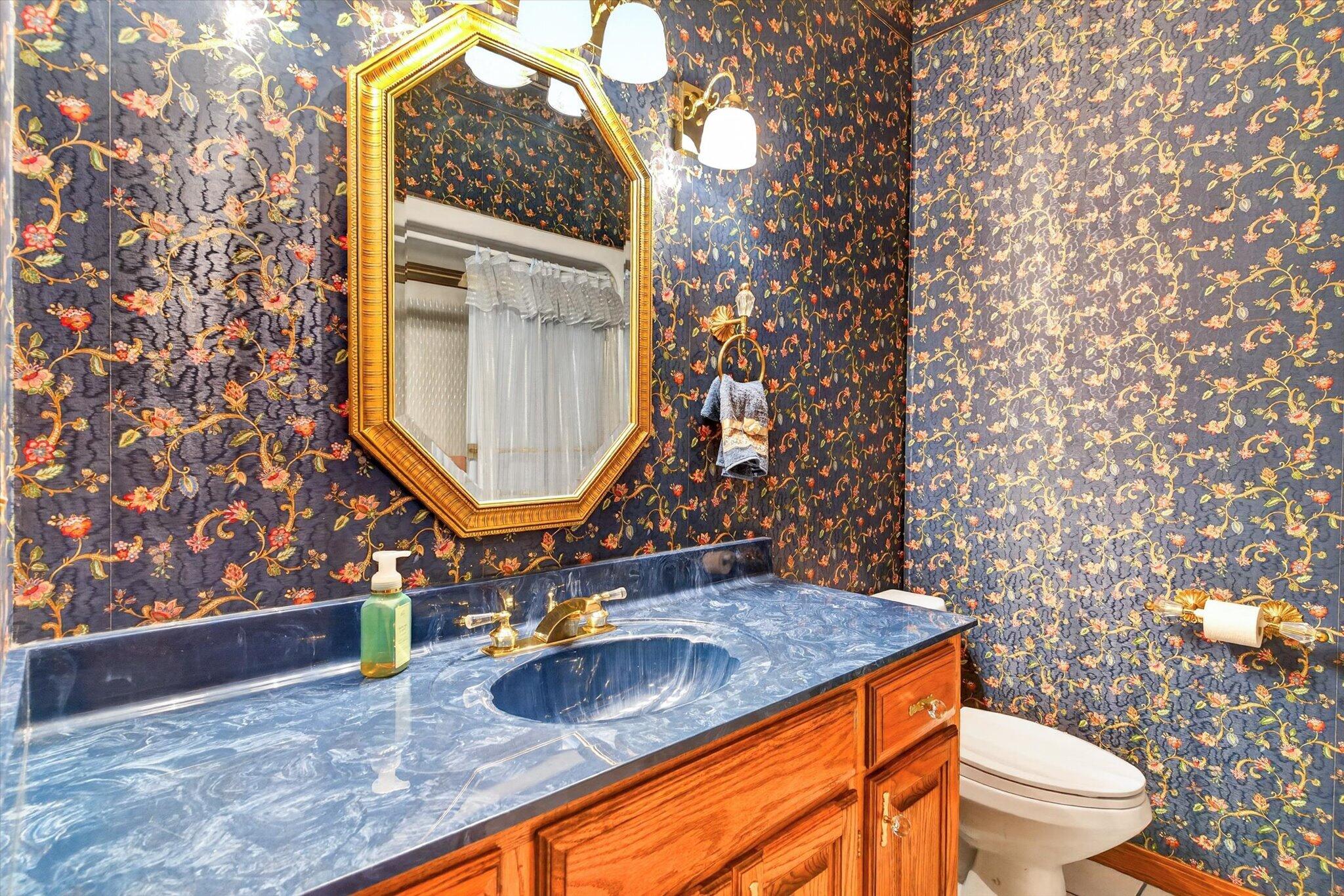 2065 East Thornridge Circle Property Photo 32