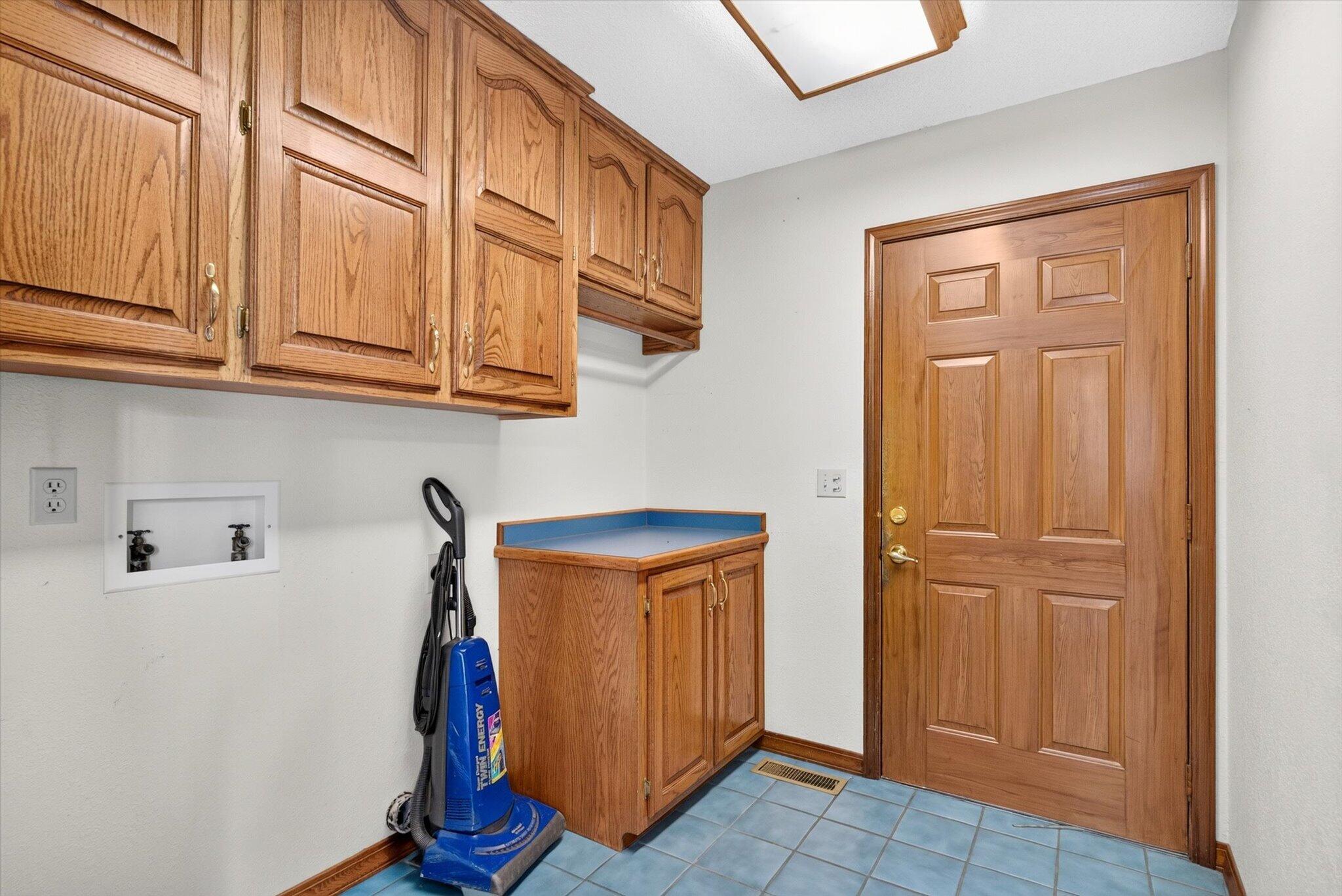 2065 East Thornridge Circle Property Photo 33