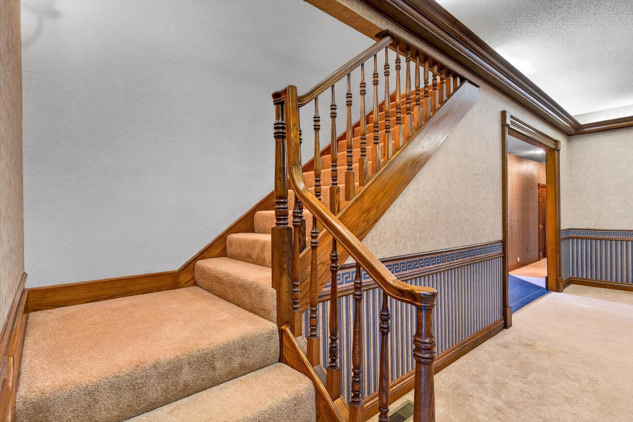 2065 East Thornridge Circle Property Photo 34