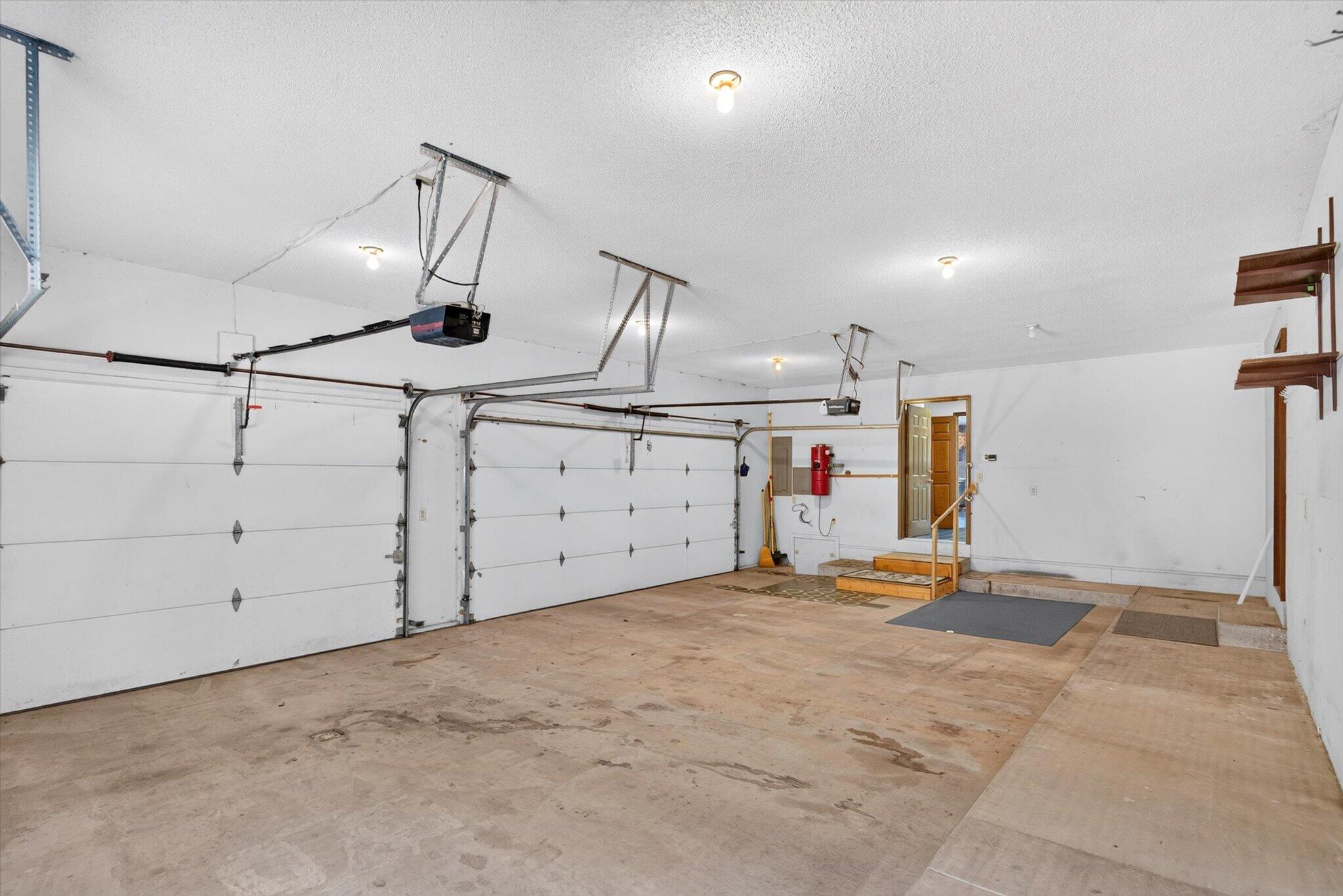 2065 East Thornridge Circle Property Photo 42