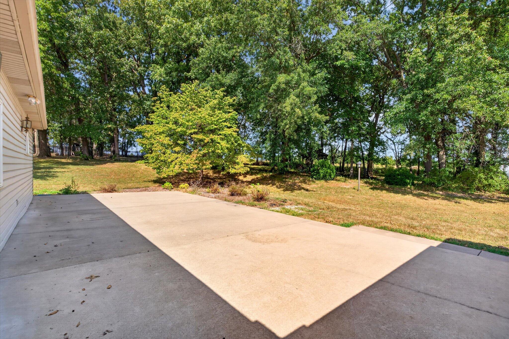 2065 East Thornridge Circle Property Photo 43