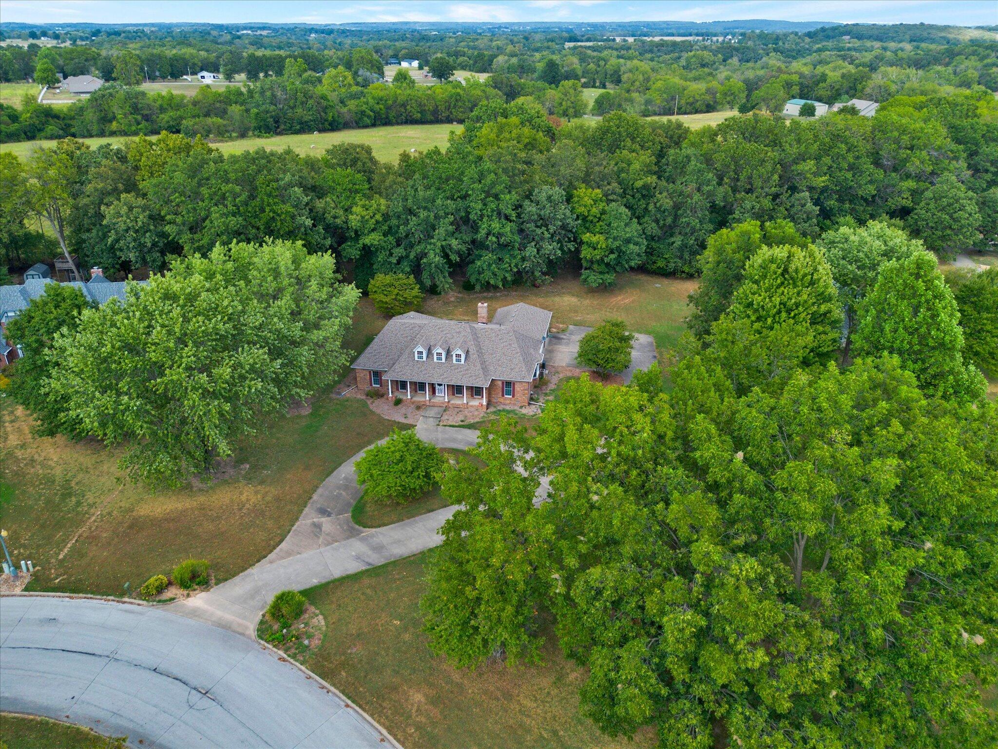 2065 East Thornridge Circle Property Photo 49