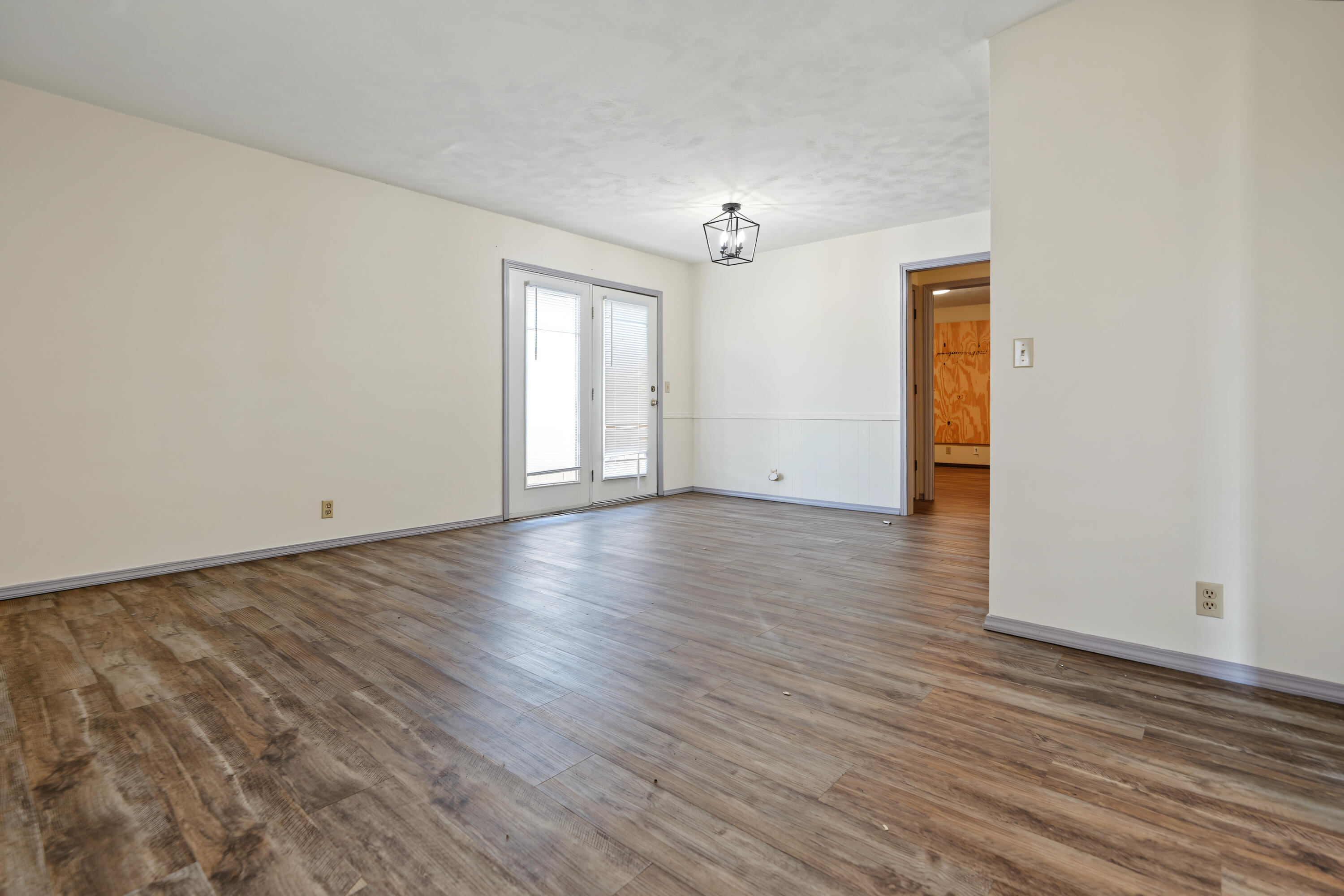 2970 West Roxbury Street A & B Property Photo 7