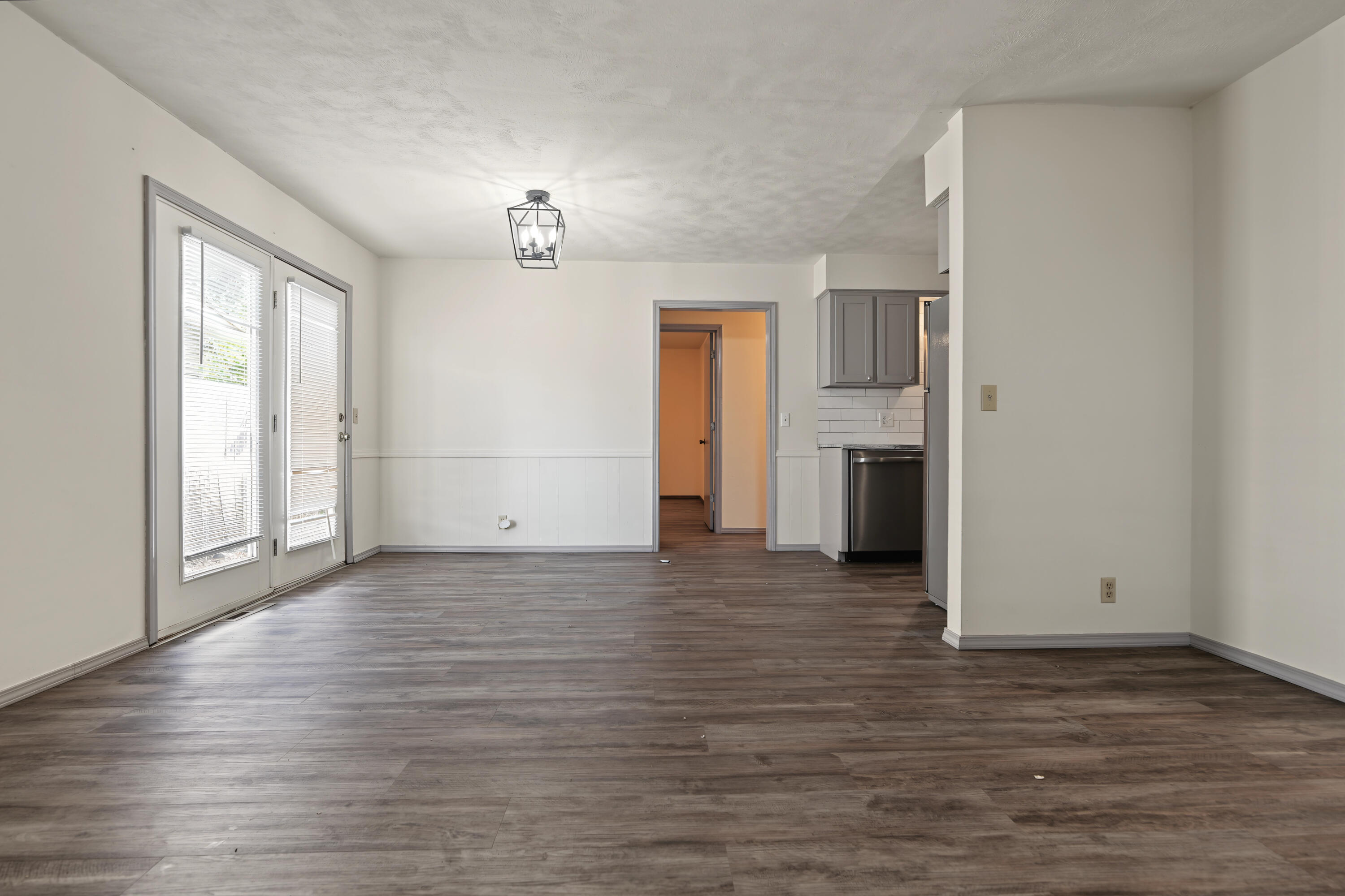 2970 West Roxbury Street A & B Property Photo 9