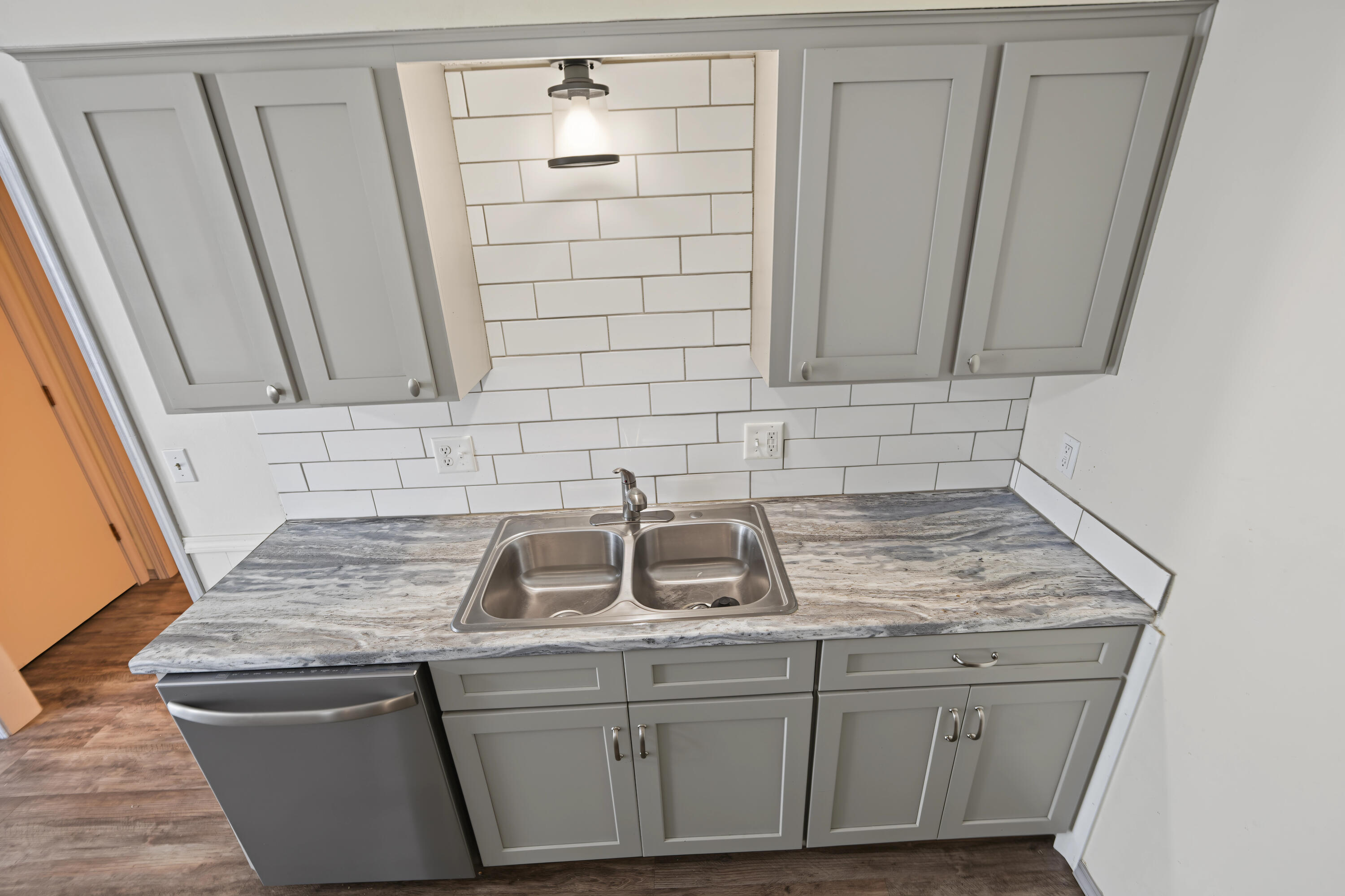 2970 West Roxbury Street A & B Property Photo 14