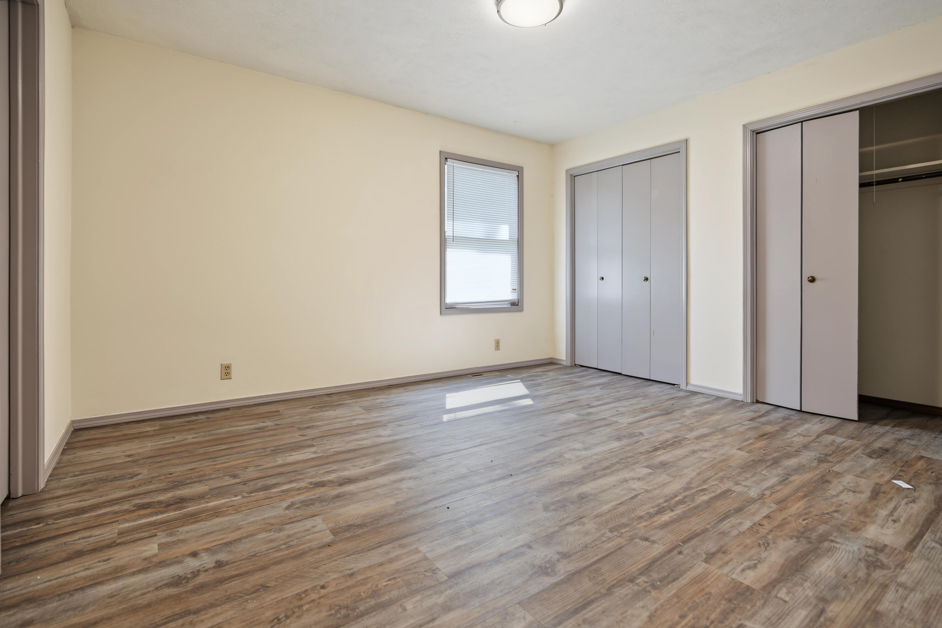 2970 West Roxbury Street A & B Property Photo 23