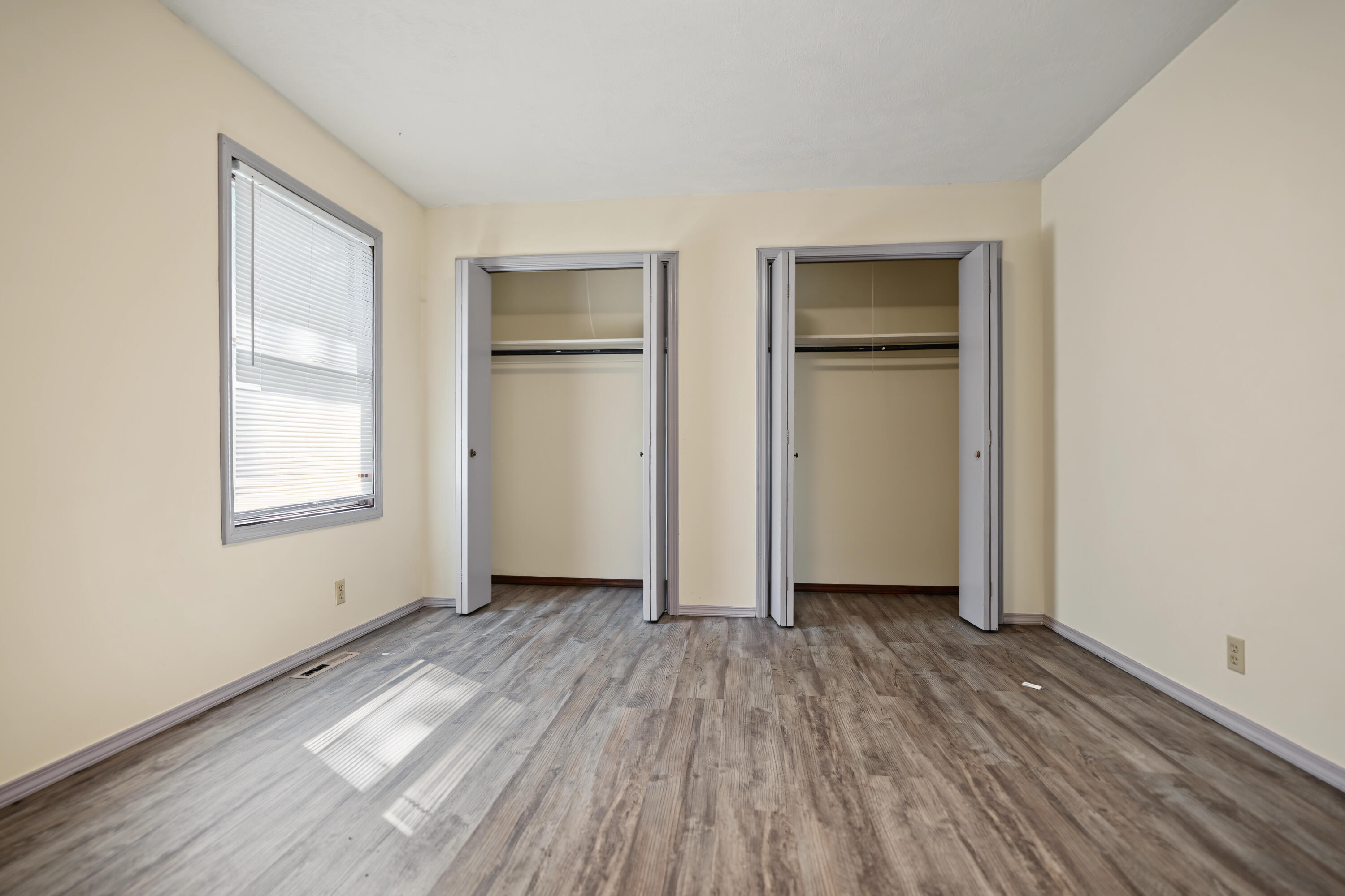 2970 West Roxbury Street A & B Property Photo 26