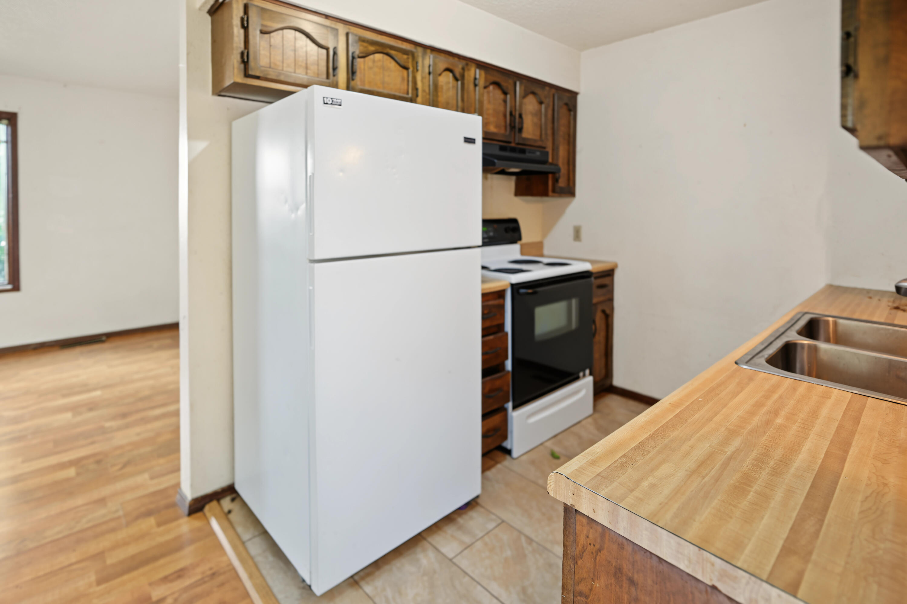 2970 West Roxbury Street A & B Property Photo 38
