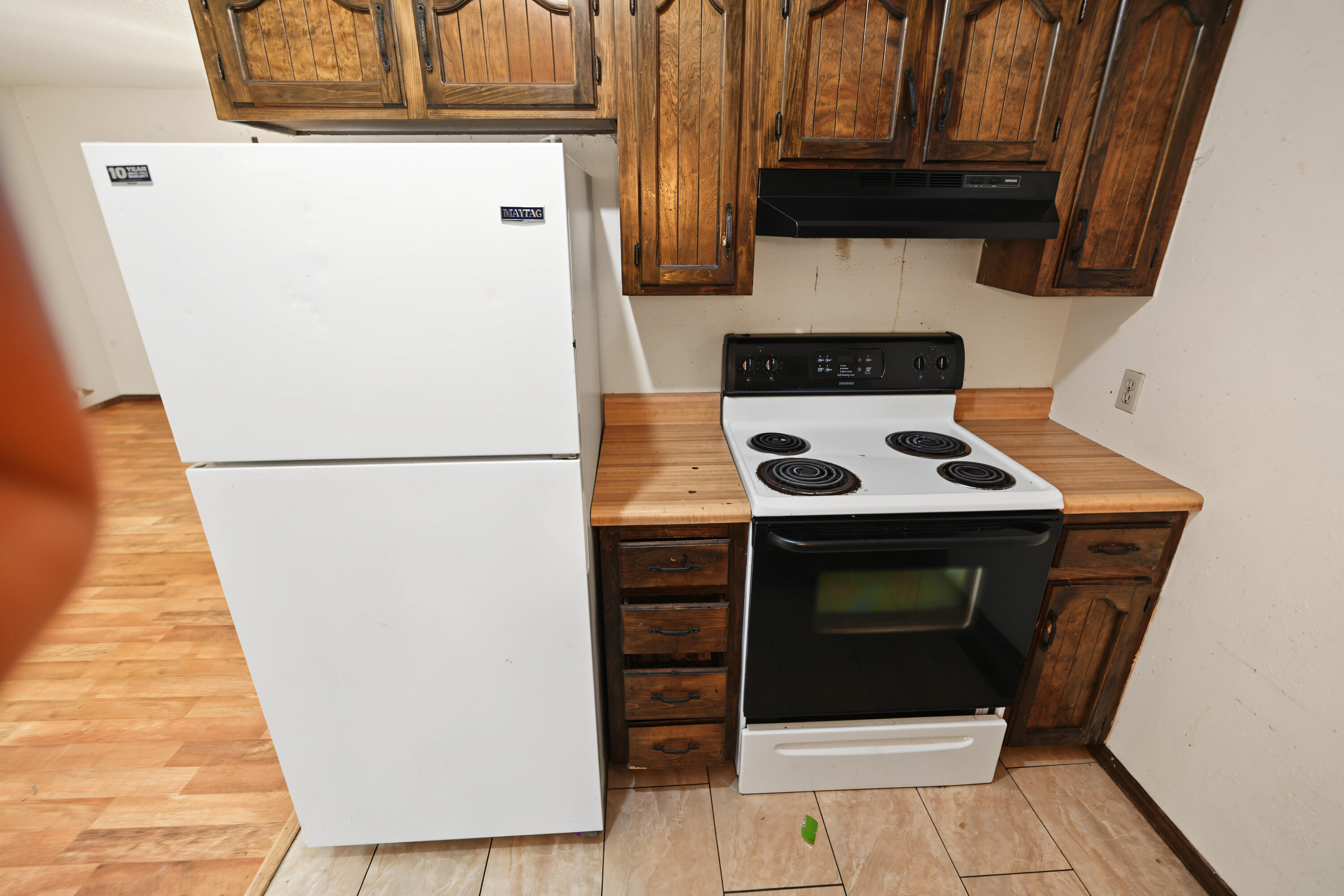 2970 West Roxbury Street A & B Property Photo 41