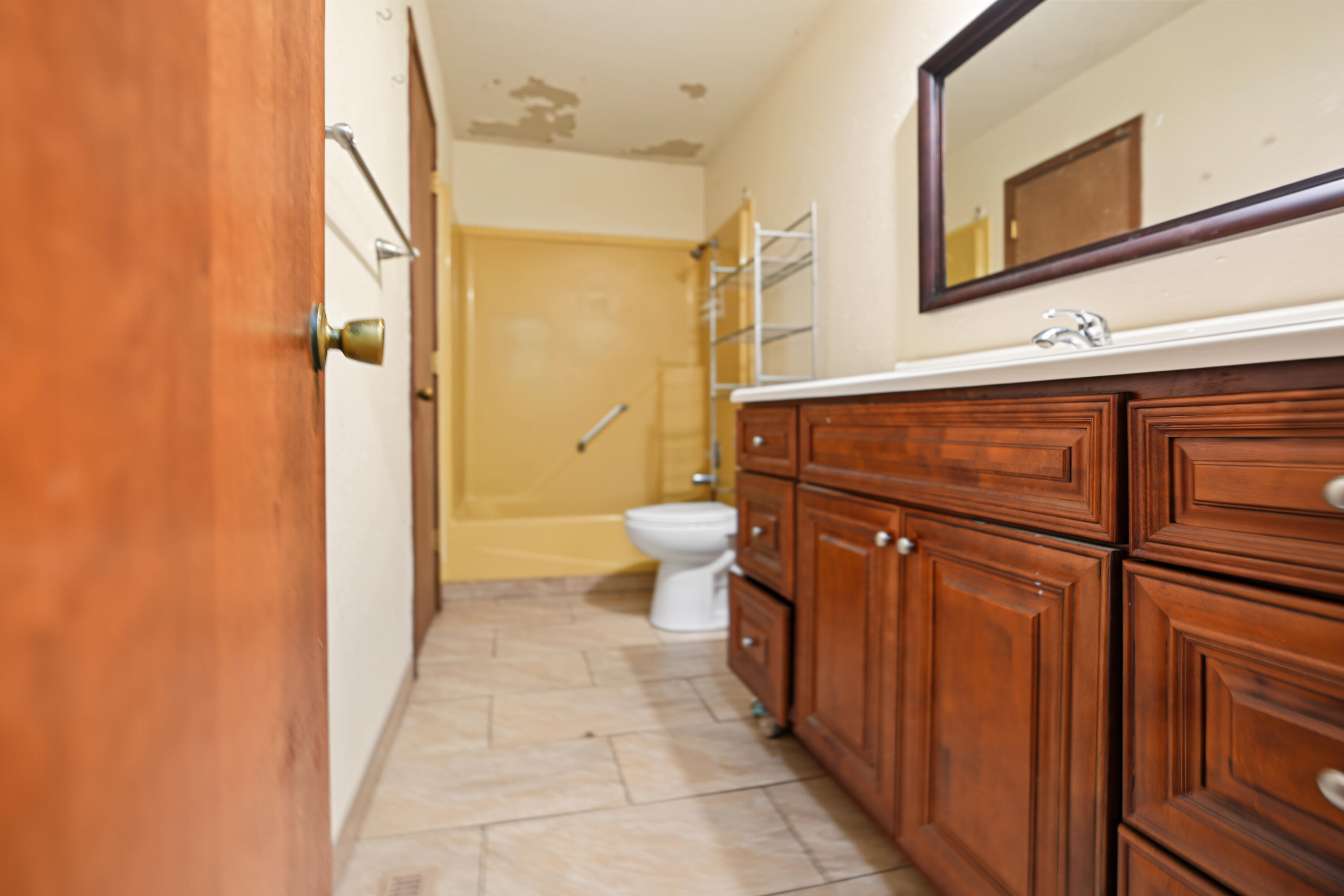 2970 West Roxbury Street A & B Property Photo 52