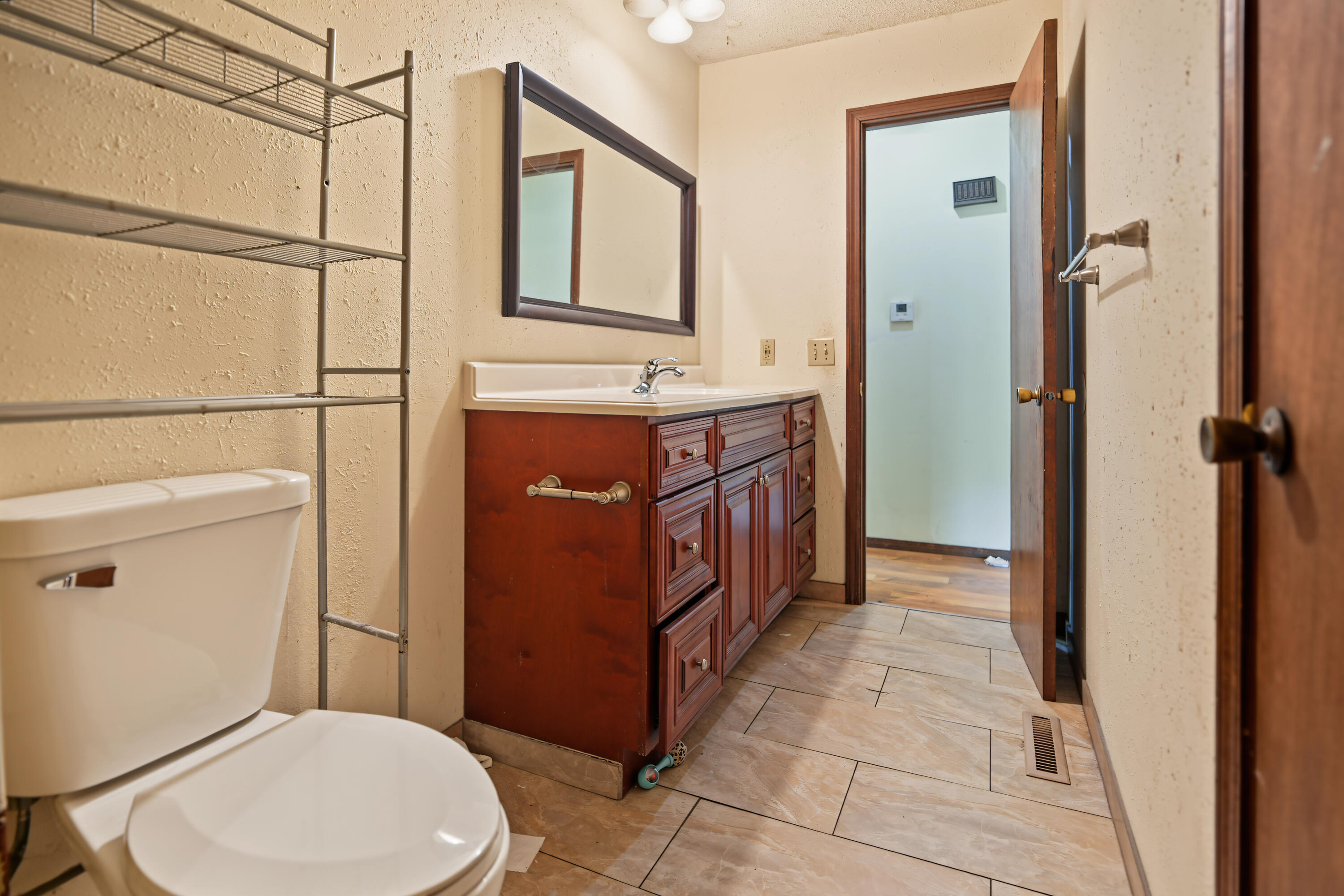 2970 West Roxbury Street A & B Property Photo 54