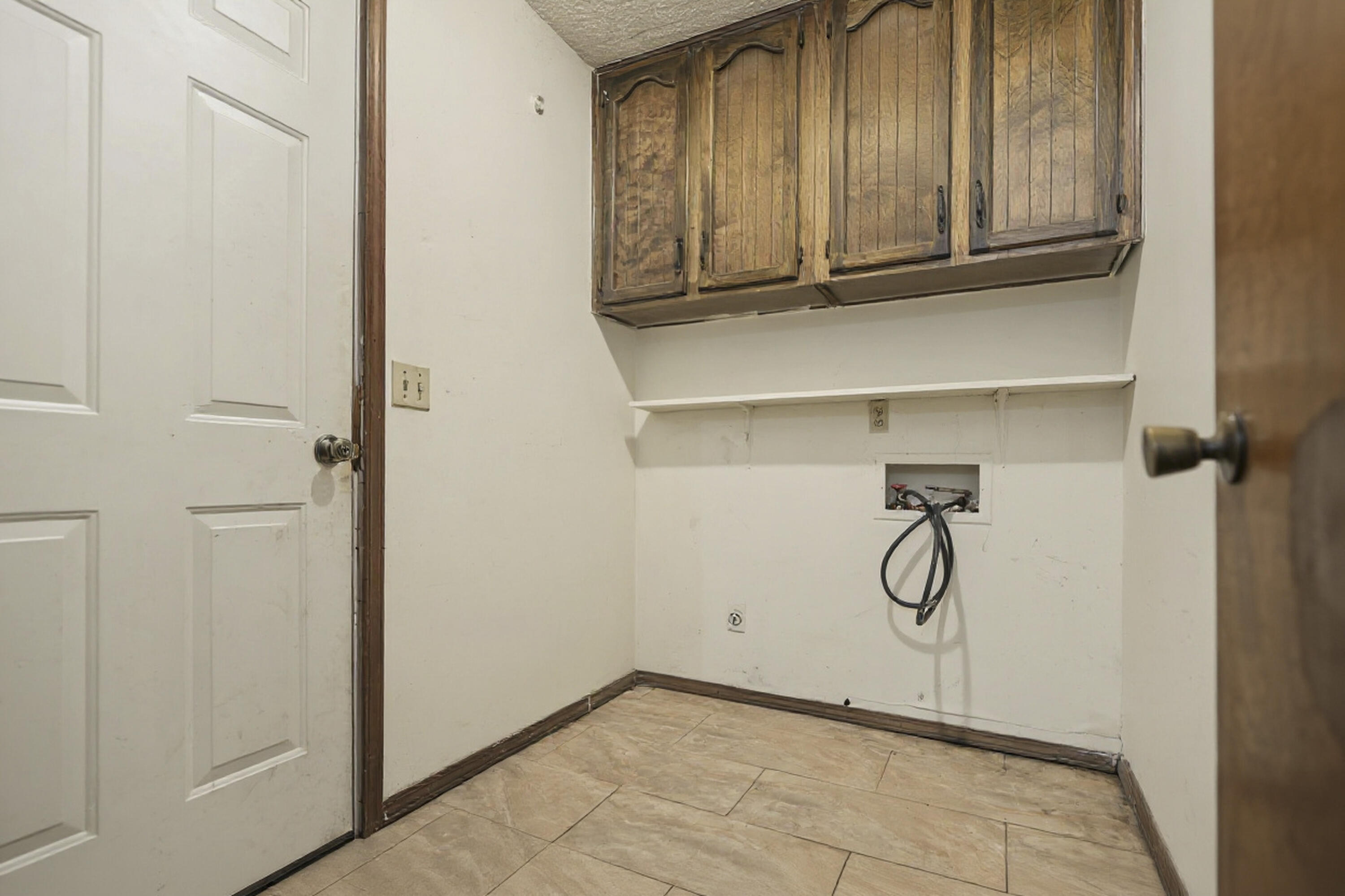2970 West Roxbury Street A & B Property Photo 61
