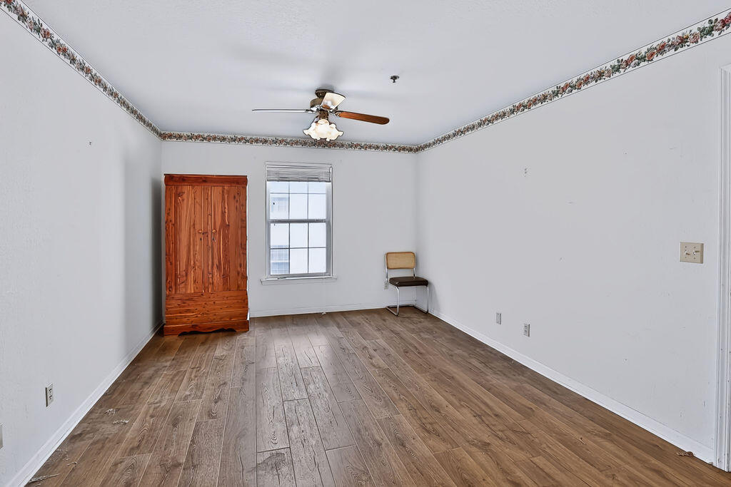 143 Vixen Circle Apt H Property Photo 10