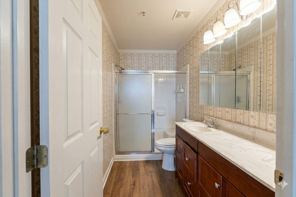 143 Vixen Circle Apt H Property Photo 18
