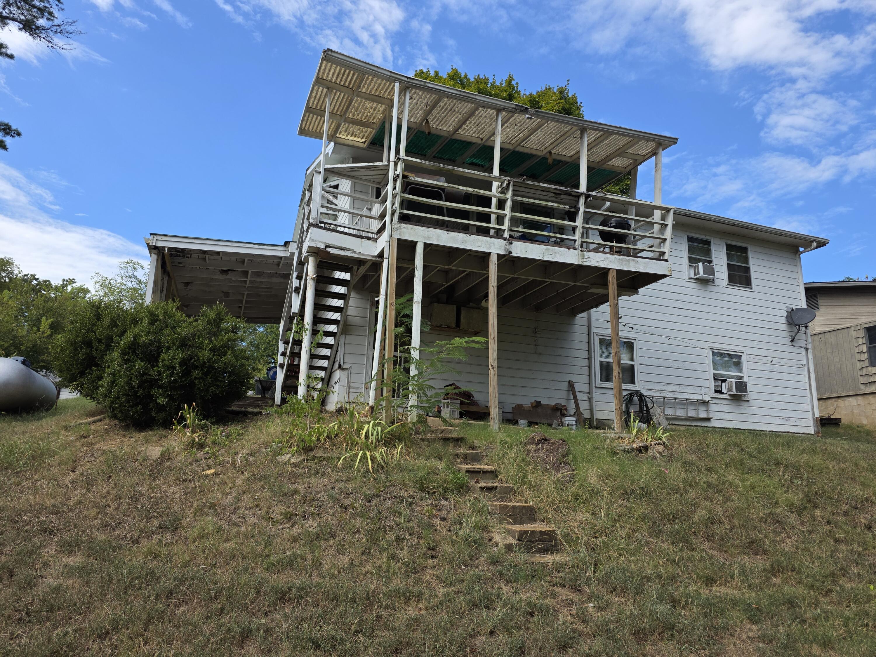 317 South 2nd Street Property Photo 4