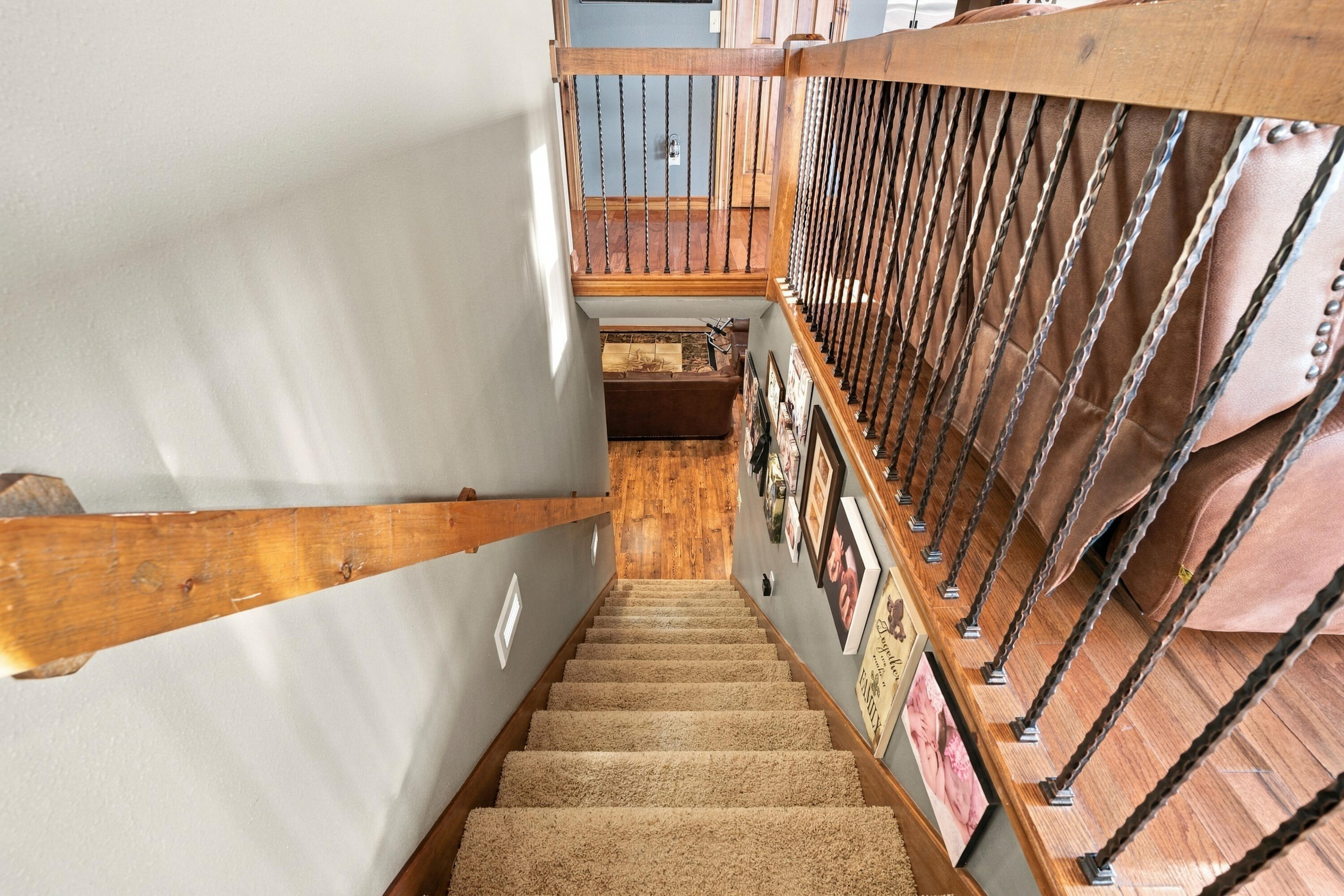 977 South Highway 137 Property Photo 44
