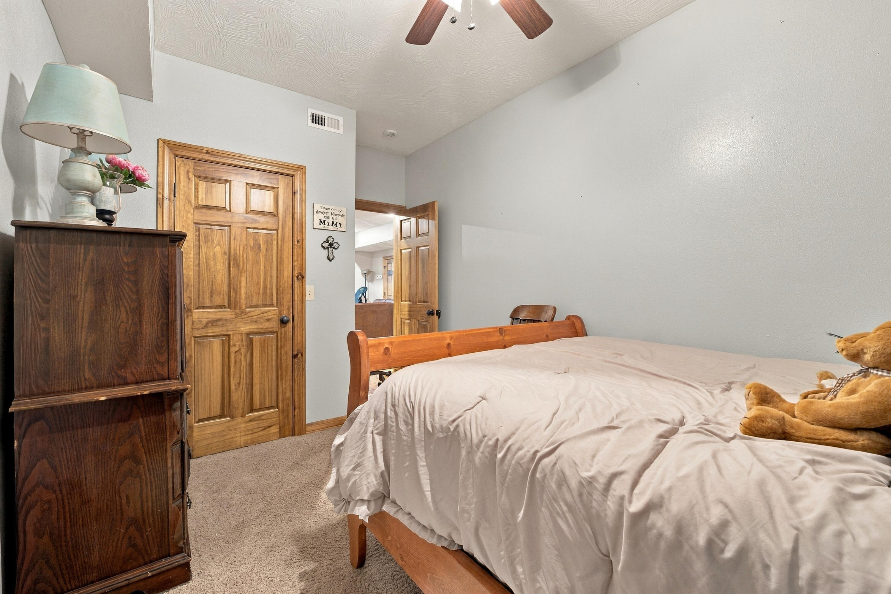 977 South Highway 137 Property Photo 50