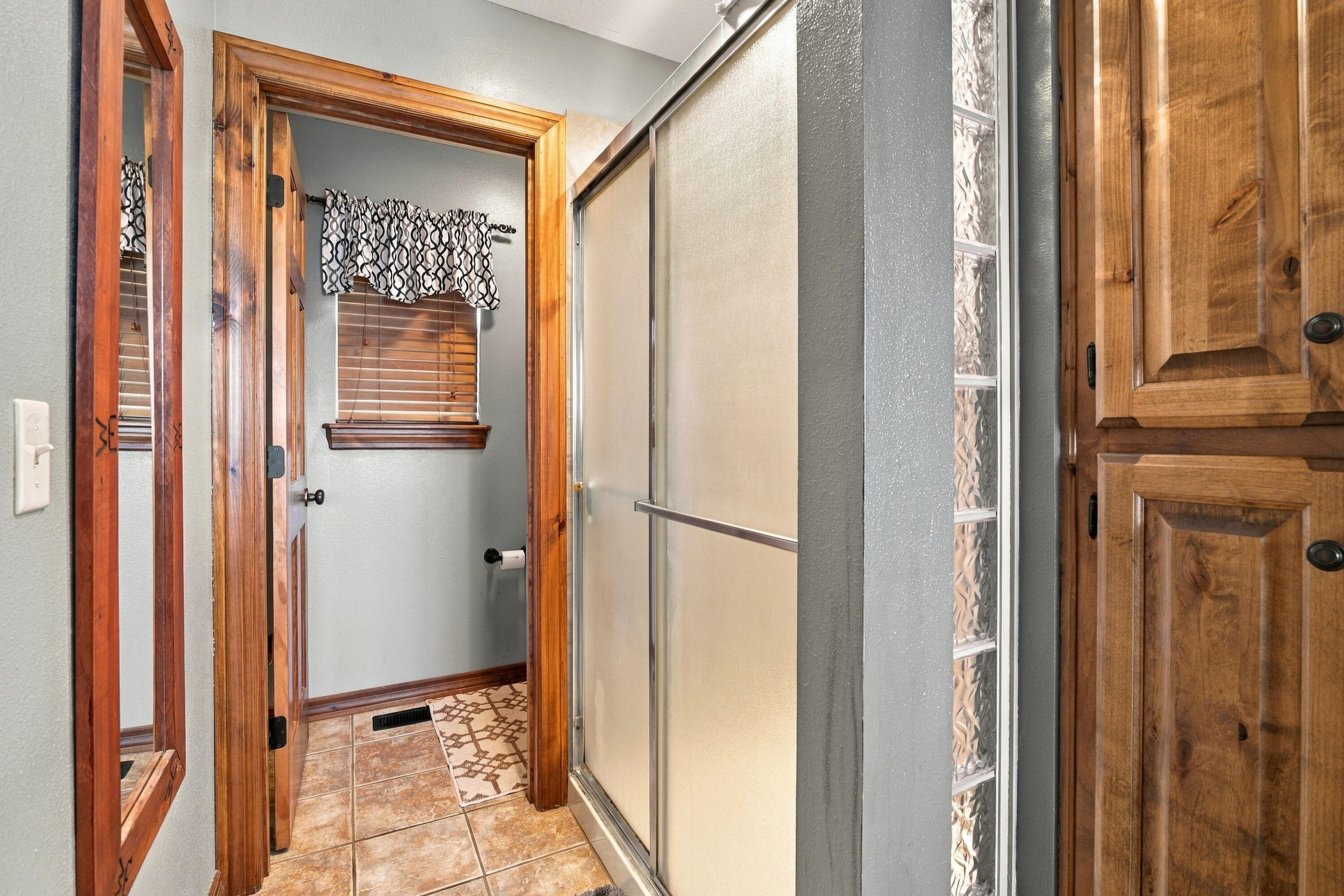 977 South Highway 137 Property Photo 55
