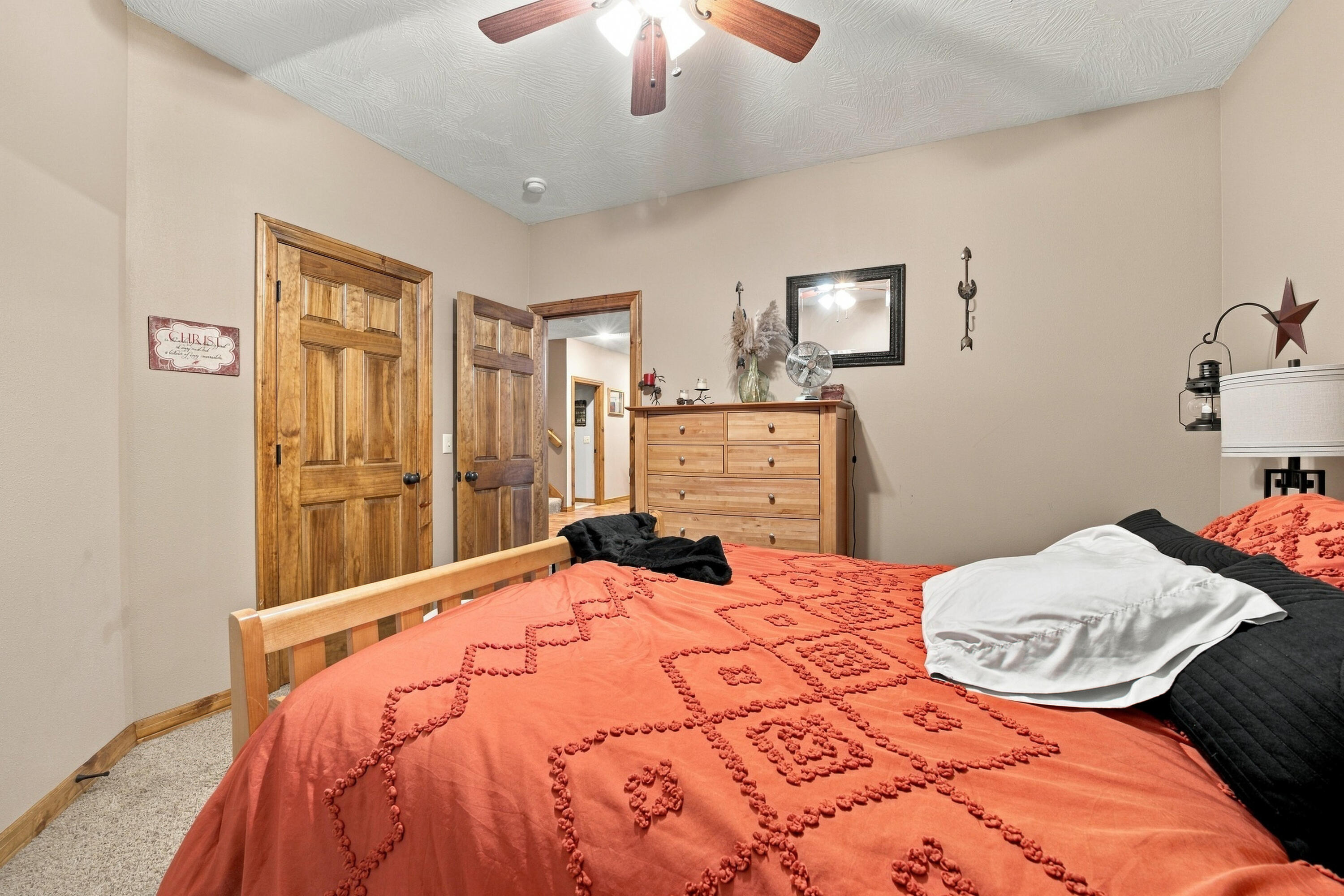 977 South Highway 137 Property Photo 57